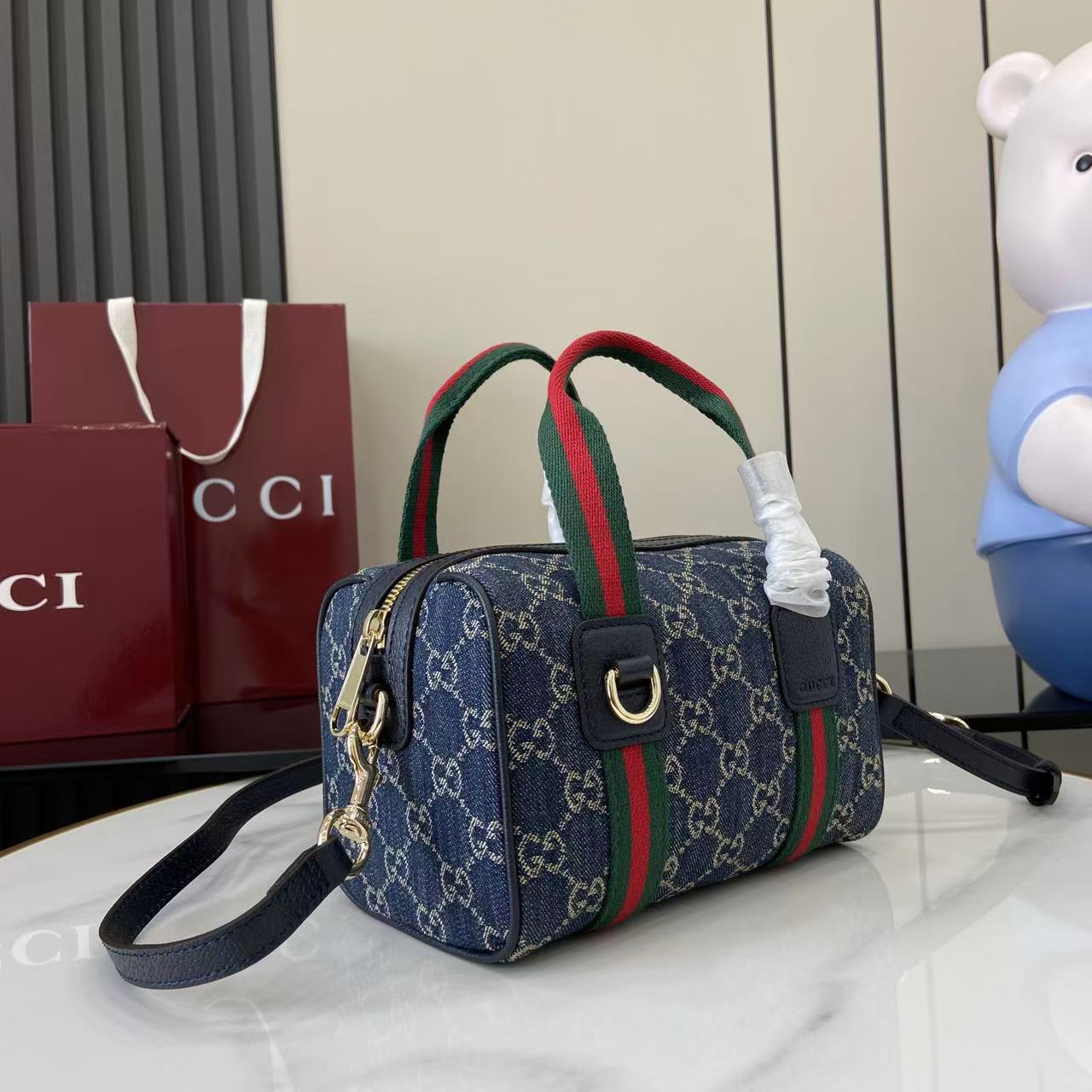 Gucci Mini GG Handbag - DesignerGu