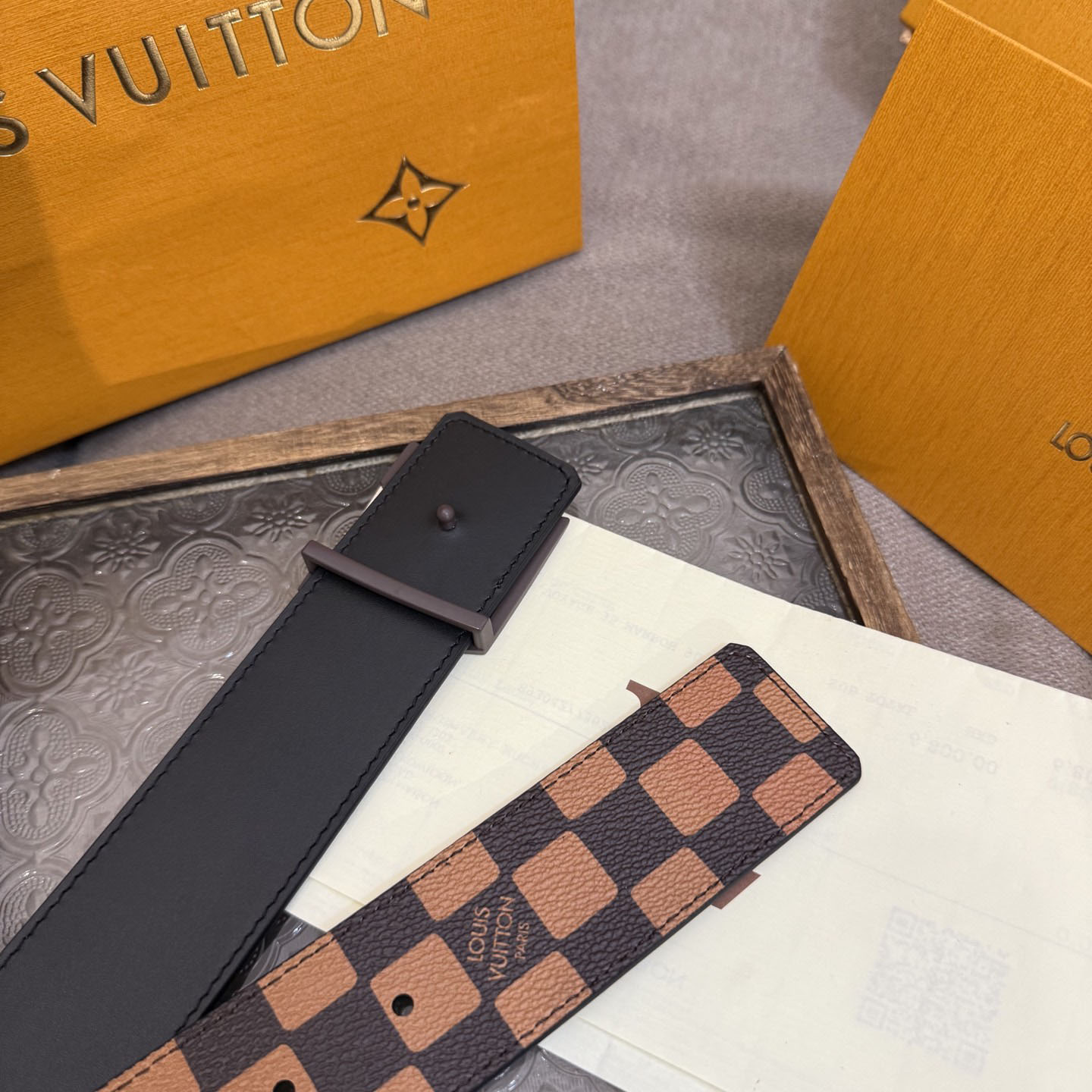 Louis Vuitton 40mm Reversible Belt  - DesignerGu