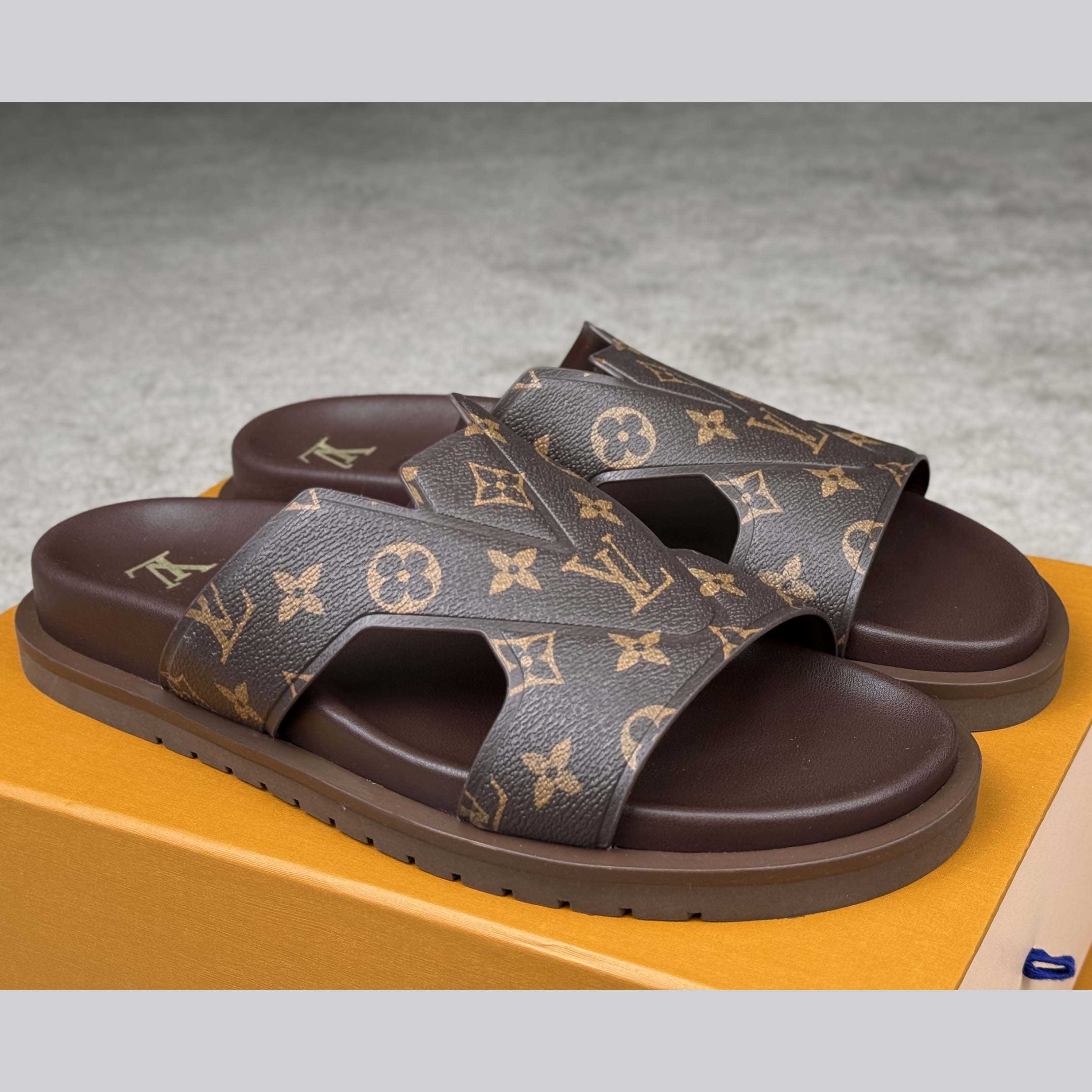 Louis Vuitton LV Oasis Mule    - DesignerGu