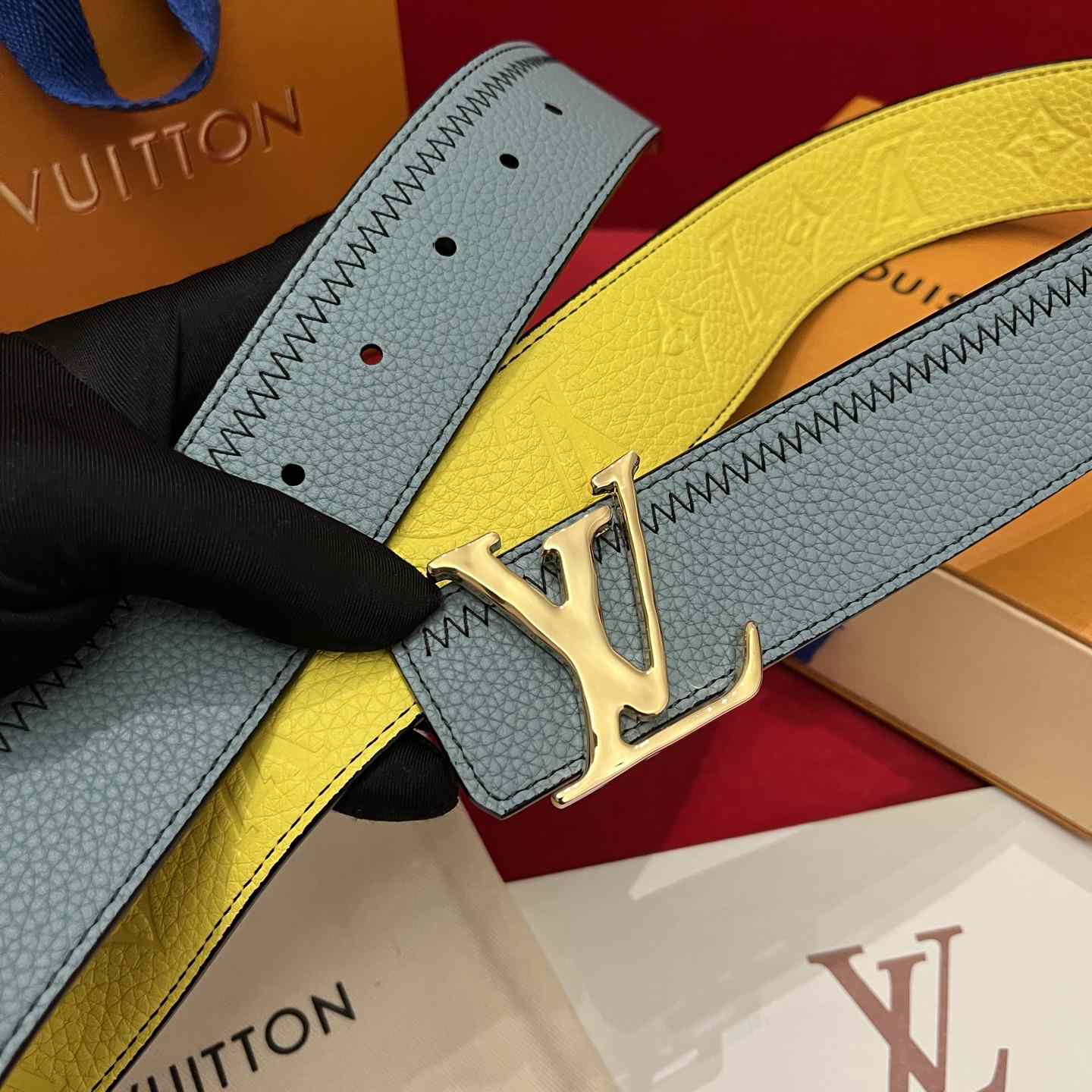 Louis Vuitton 40mm Reversible Belt  - DesignerGu