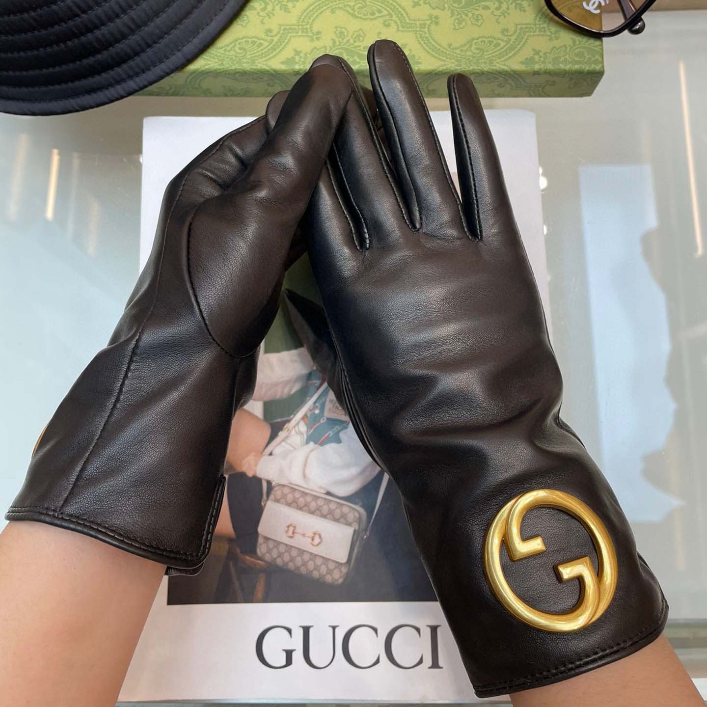 Gucci Women's Gloves  - DesignerGu