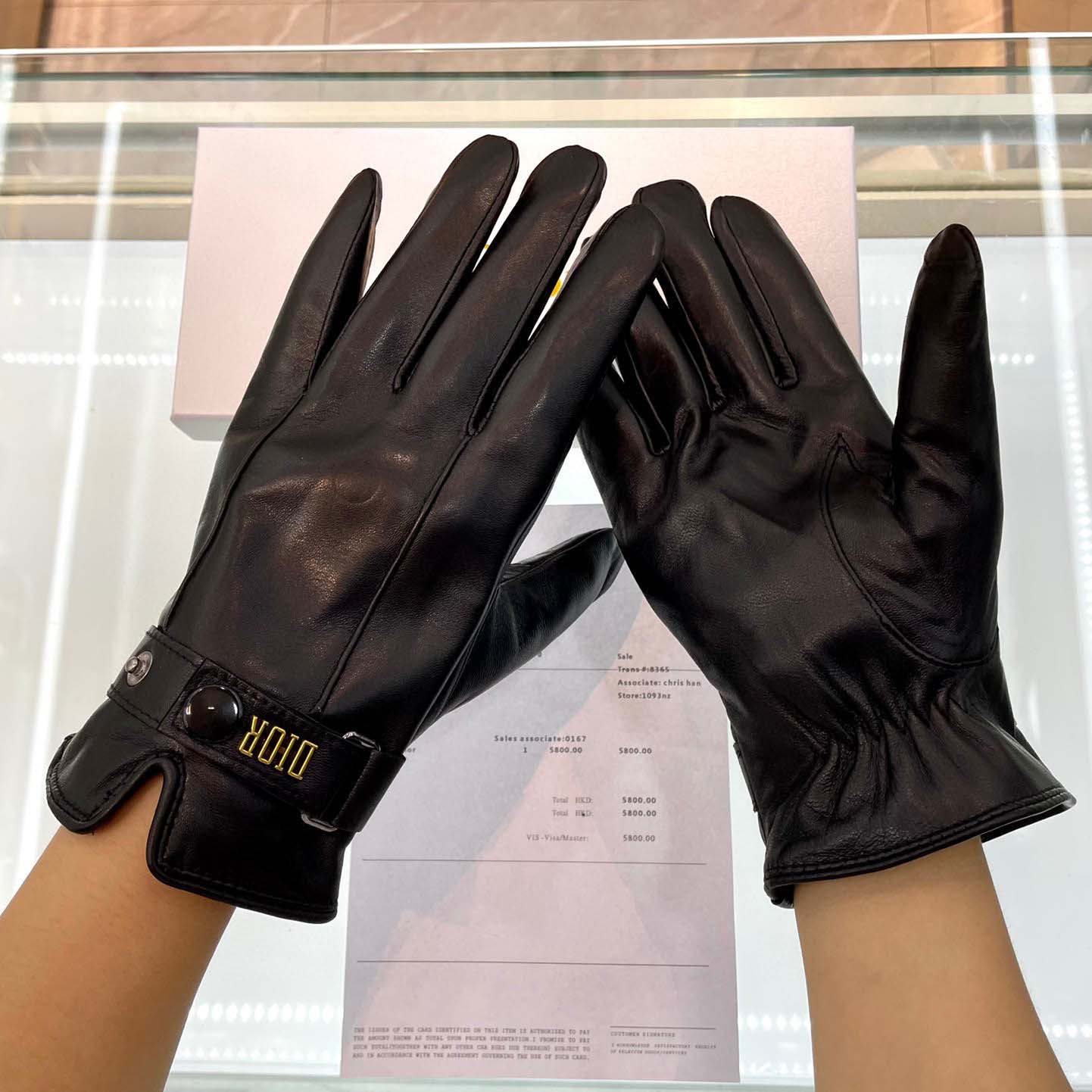 Dior Men's Gloves  - DesignerGu