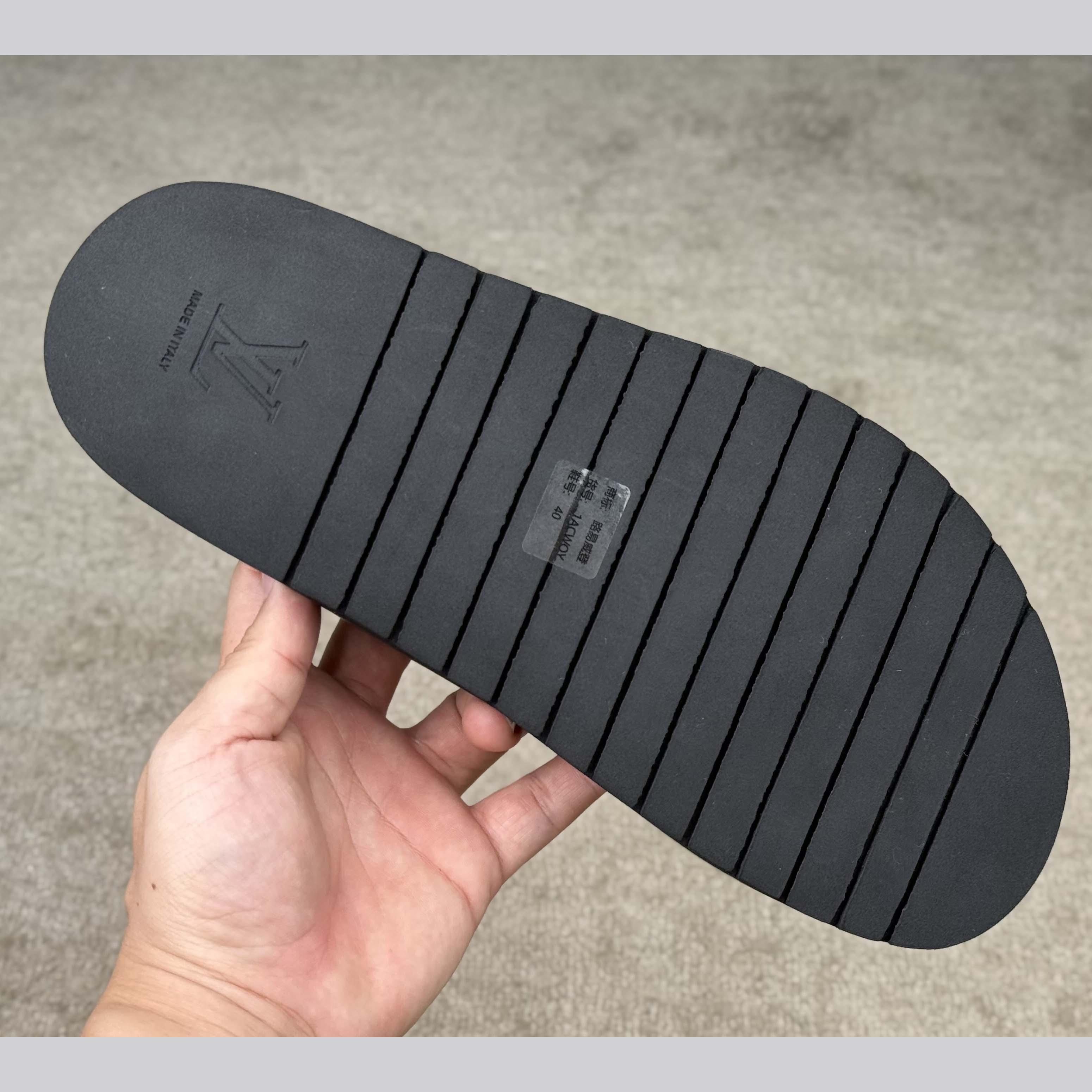 Louis Vuitton LV Oasis Mule    - DesignerGu