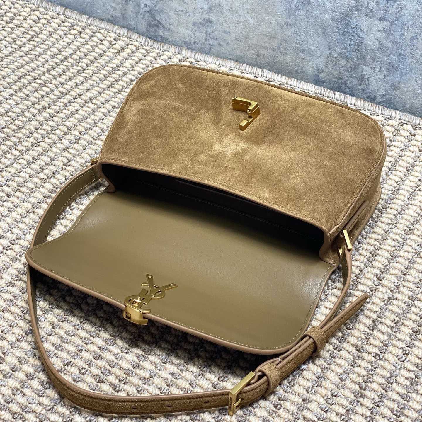 Saint Laurent Solferino Medium In Suede - DesignerGu