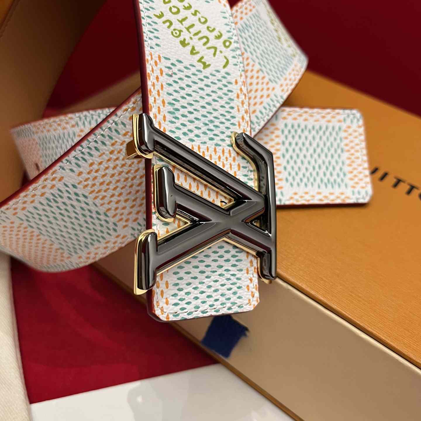 Louis Vuitton LV Initiales 40mm Reversible Belt  - DesignerGu