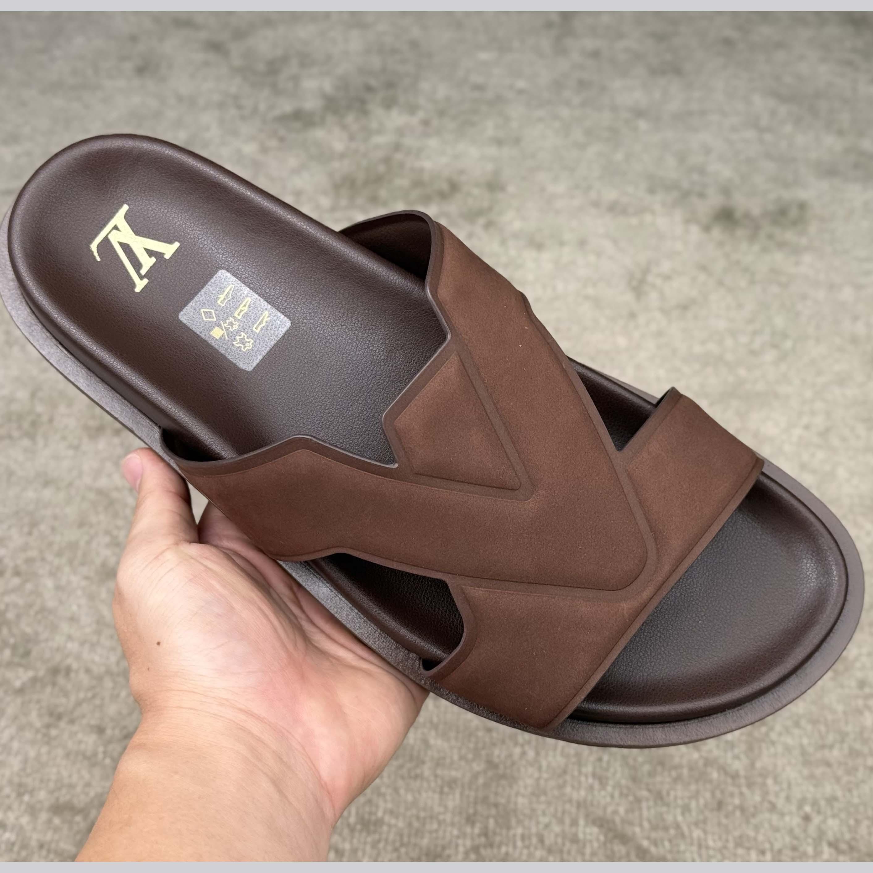 Louis Vuitton LV Oasis Mule    - DesignerGu