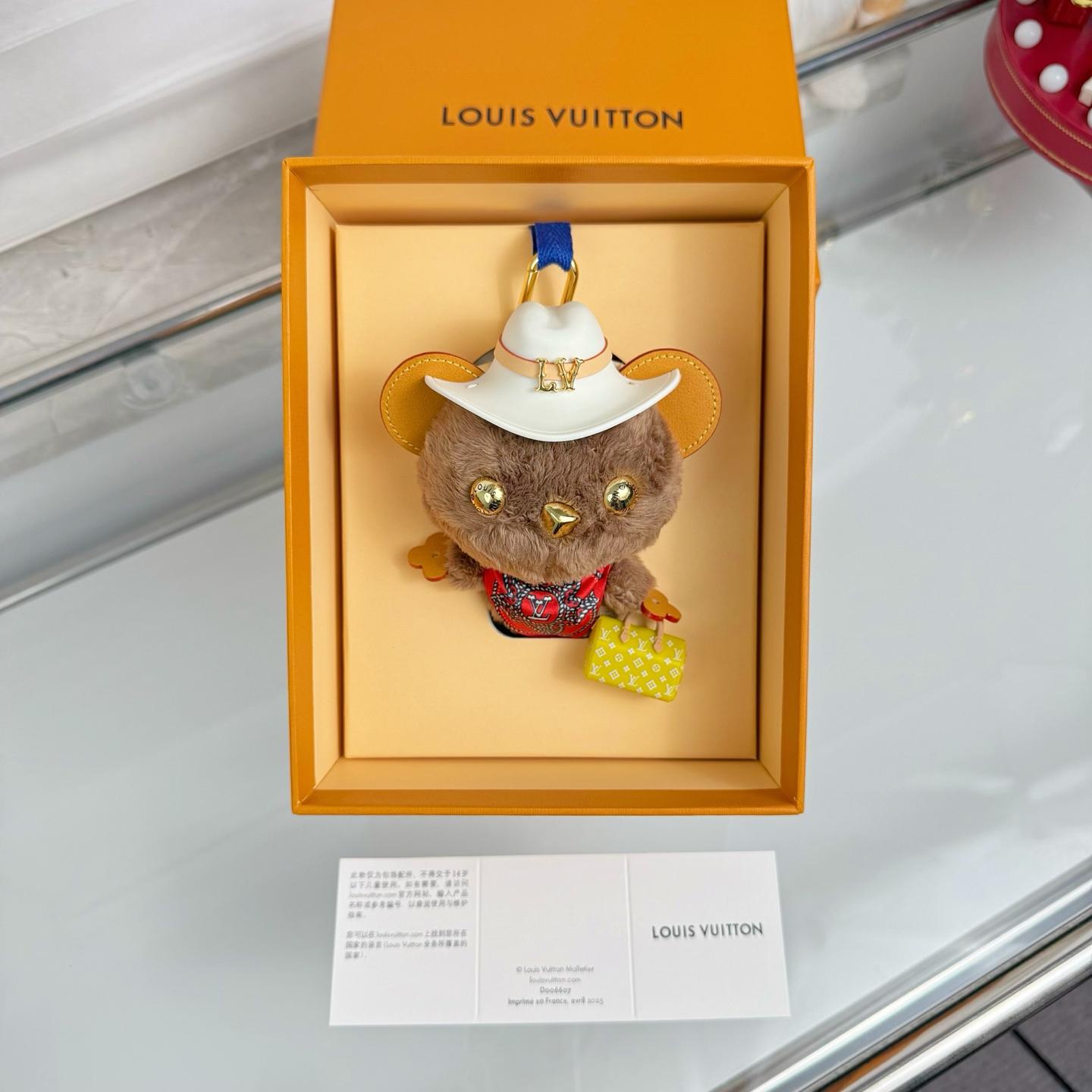 Louis Vuitton LV Louis Bear Bag Charm   M03176 - DesignerGu