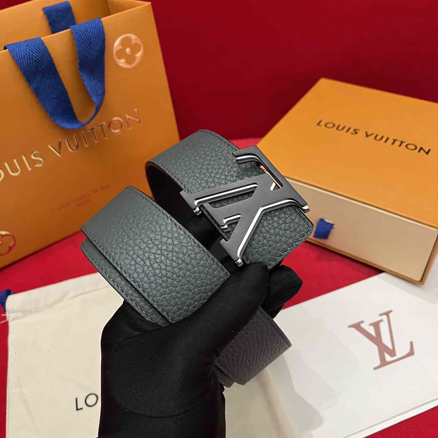 Louis Vuitton 40mm Reversible Belt  - DesignerGu