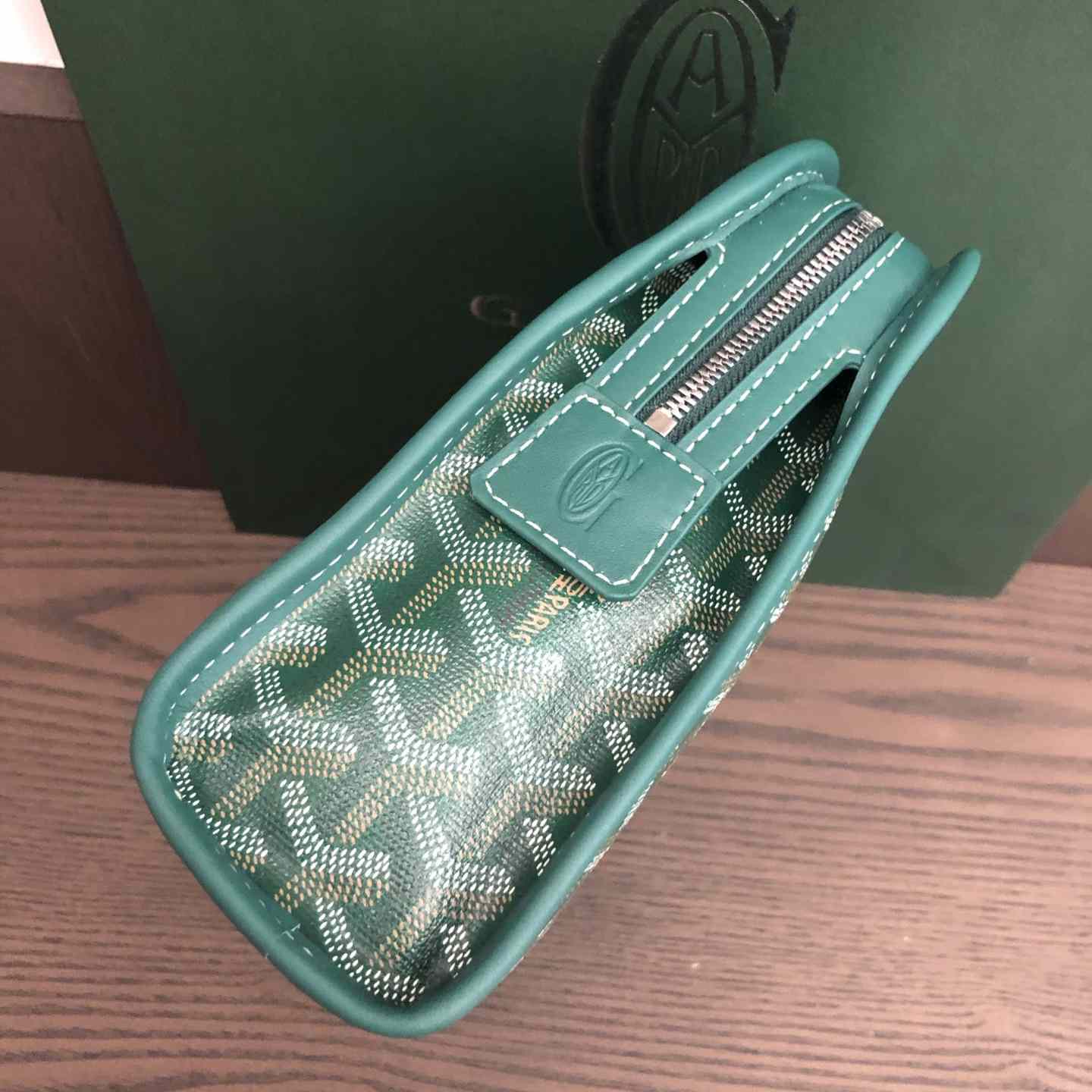 Goyard Jouvence MM Toiletry Bag - DesignerGu