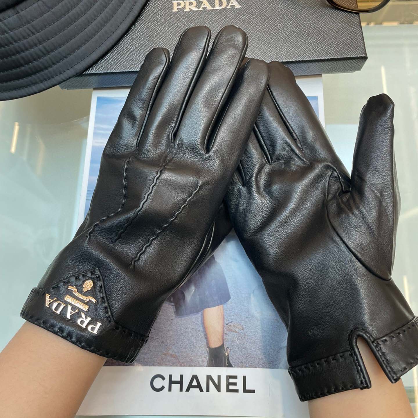 Prada Men's Gloves  - DesignerGu