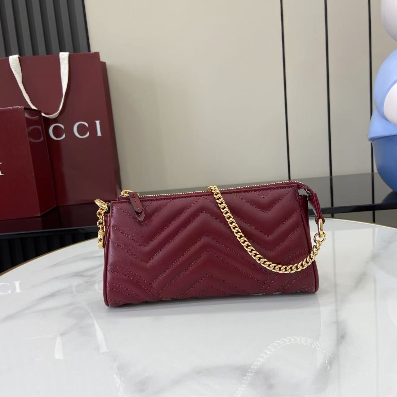 Gucci GG Marmont Small Shoulder Bag - DesignerGu