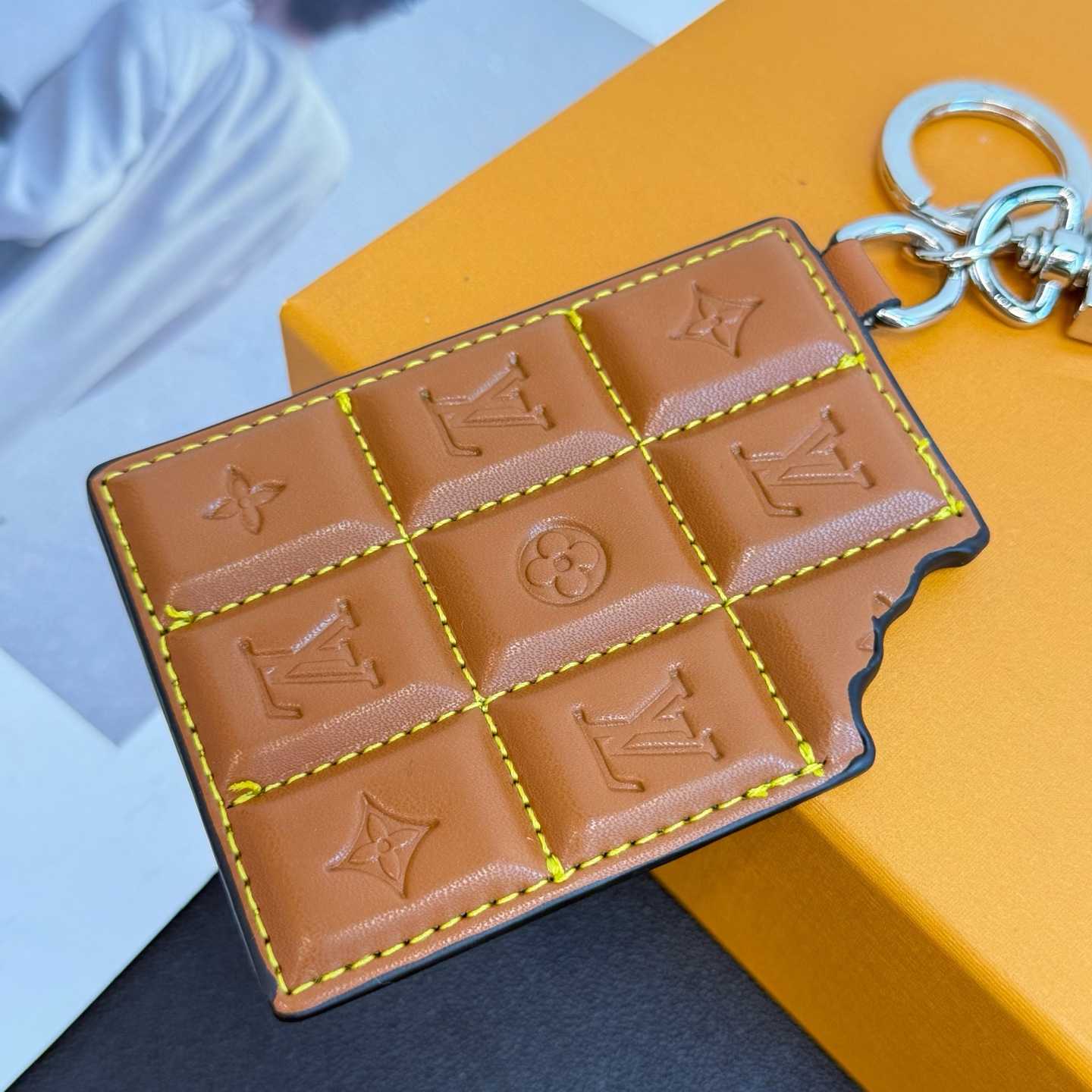 Louis Vuitton LV Chocolate Bar Figurine Key Holder And Bag Charm   M01478 - DesignerGu
