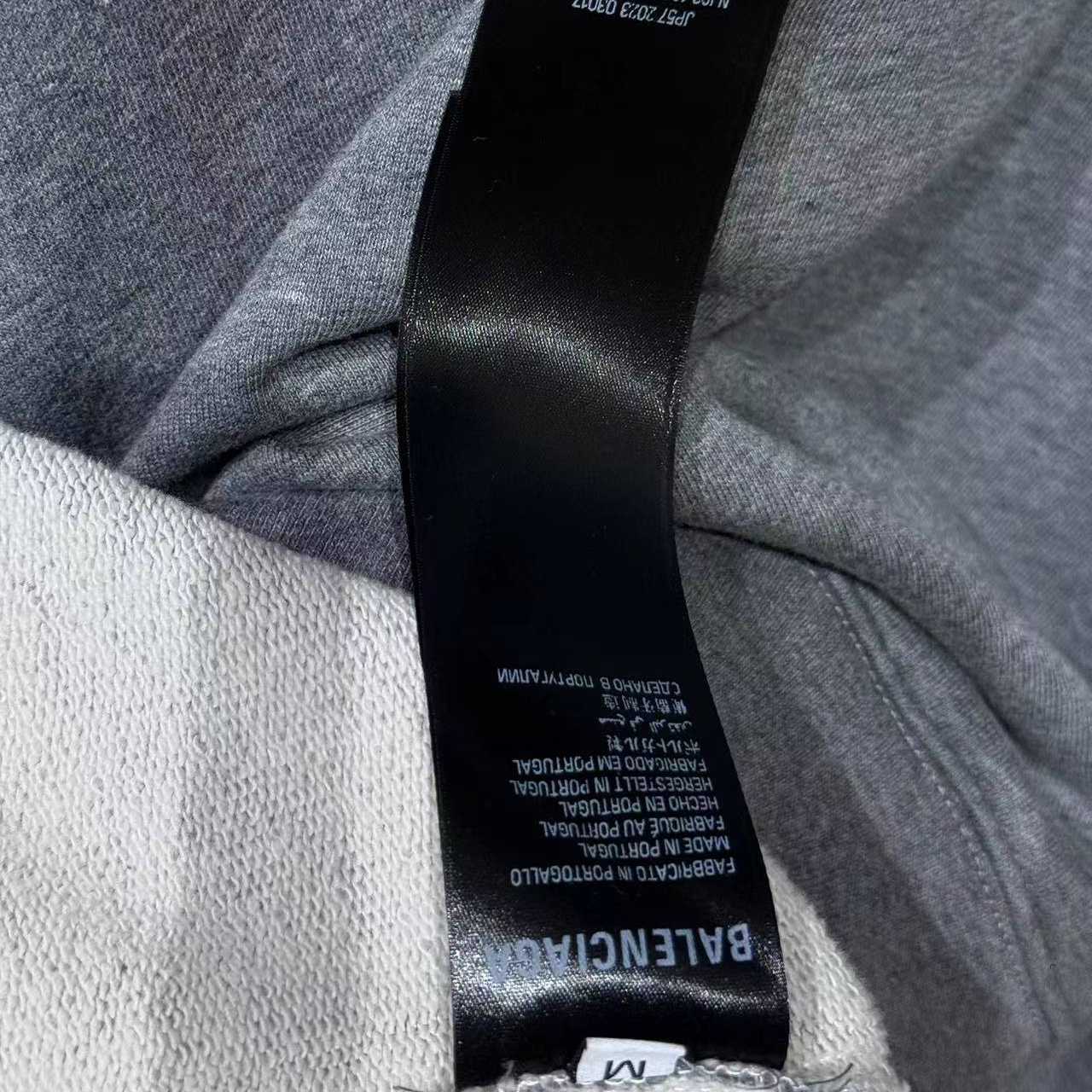 Balenciaga Luxury Script Oversized Zip-Up Hoodie In Dark Heather Grey - DesignerGu