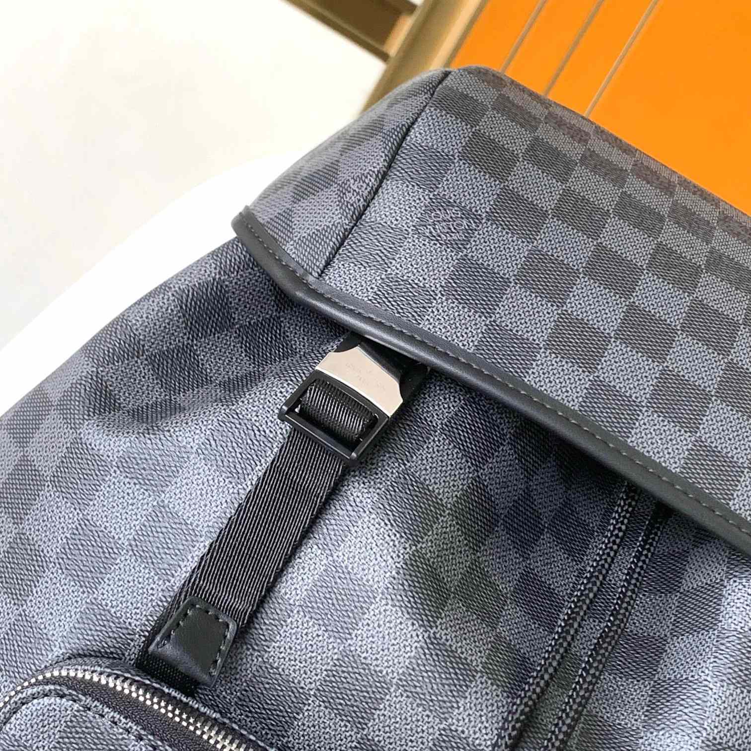 Louis Vuitton Damier Graphite Canvas Zack Backpack   N40005 - DesignerGu