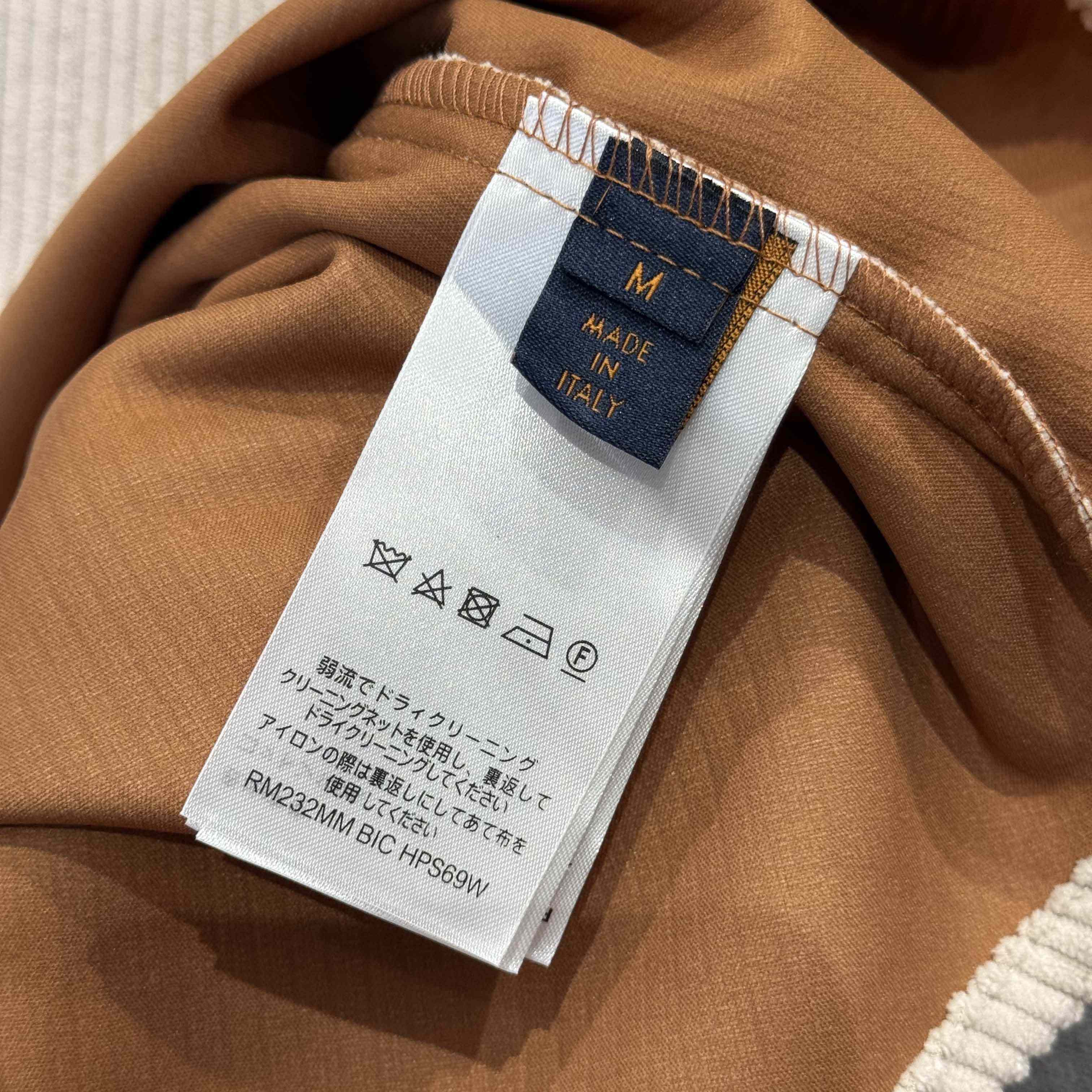 Louis Vuitton LV Blason Embellished Long-Sleeved Corduroy Shirt   1AIKBT - DesignerGu