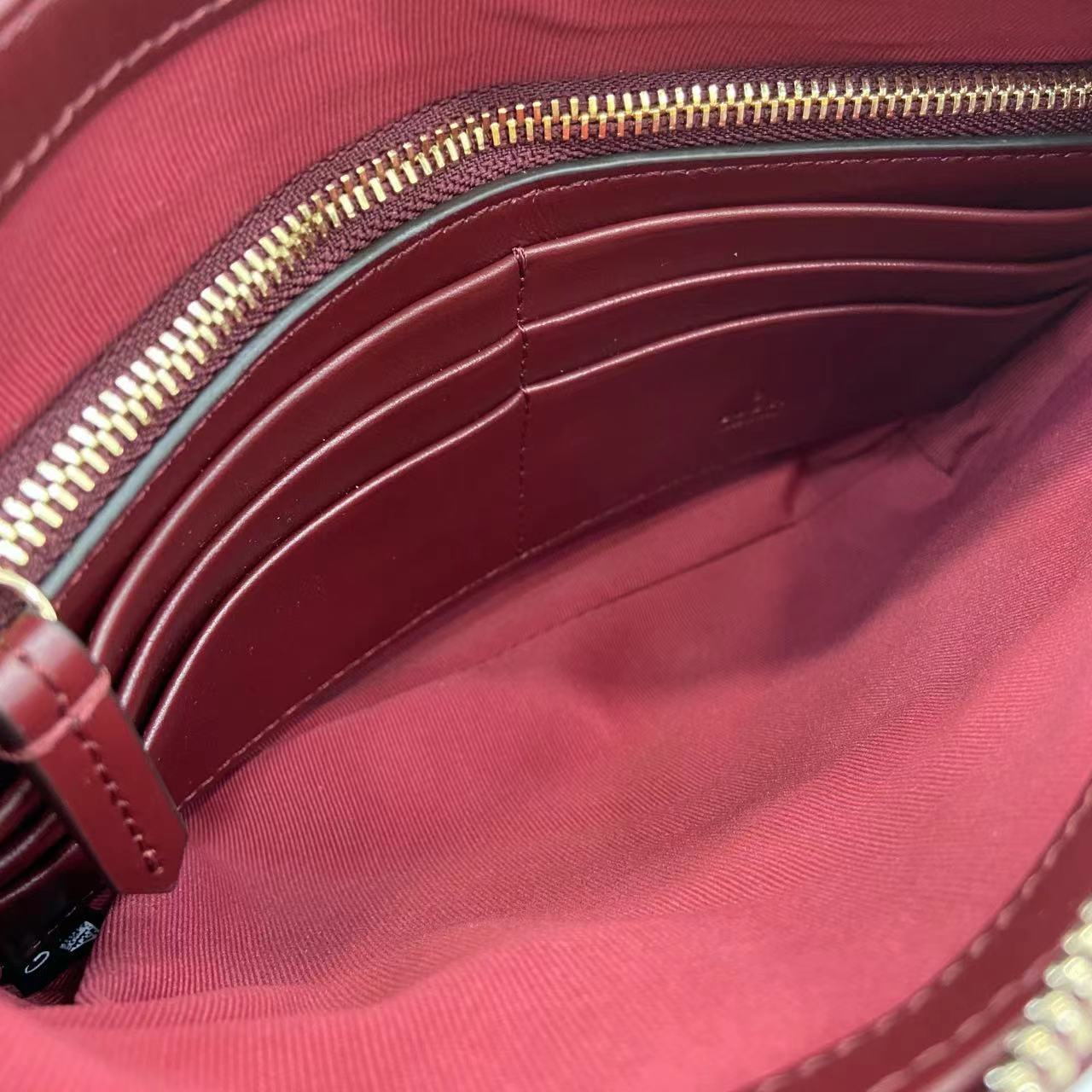 Gucci GG Marmont Pochette With Chain - DesignerGu