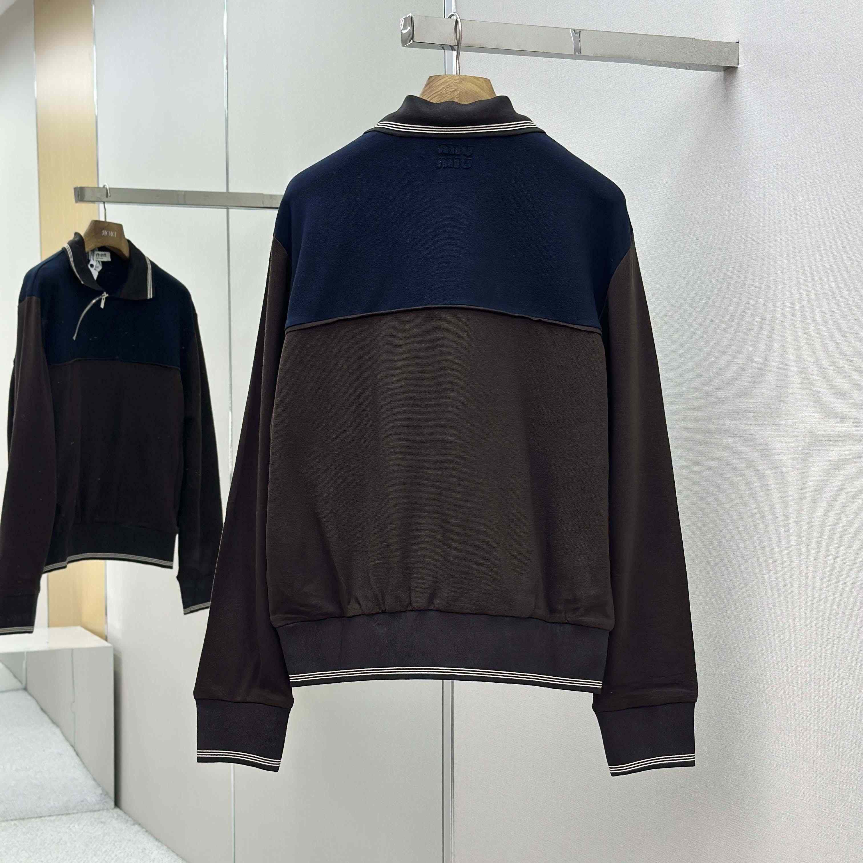 Miu Miu Zipper Sweatshirt - DesignerGu