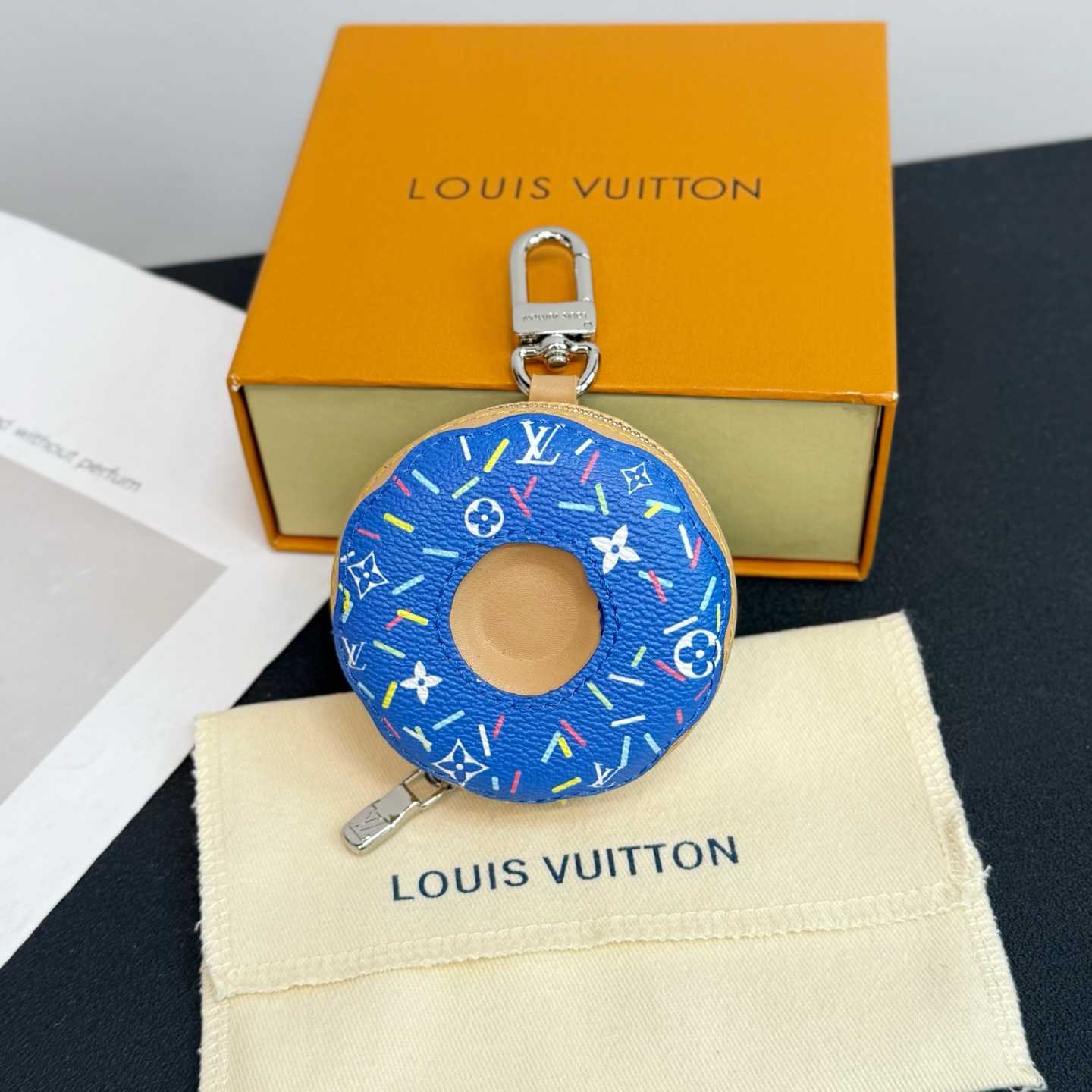 Louis Vuitton LV Donut Bag Charm    - DesignerGu