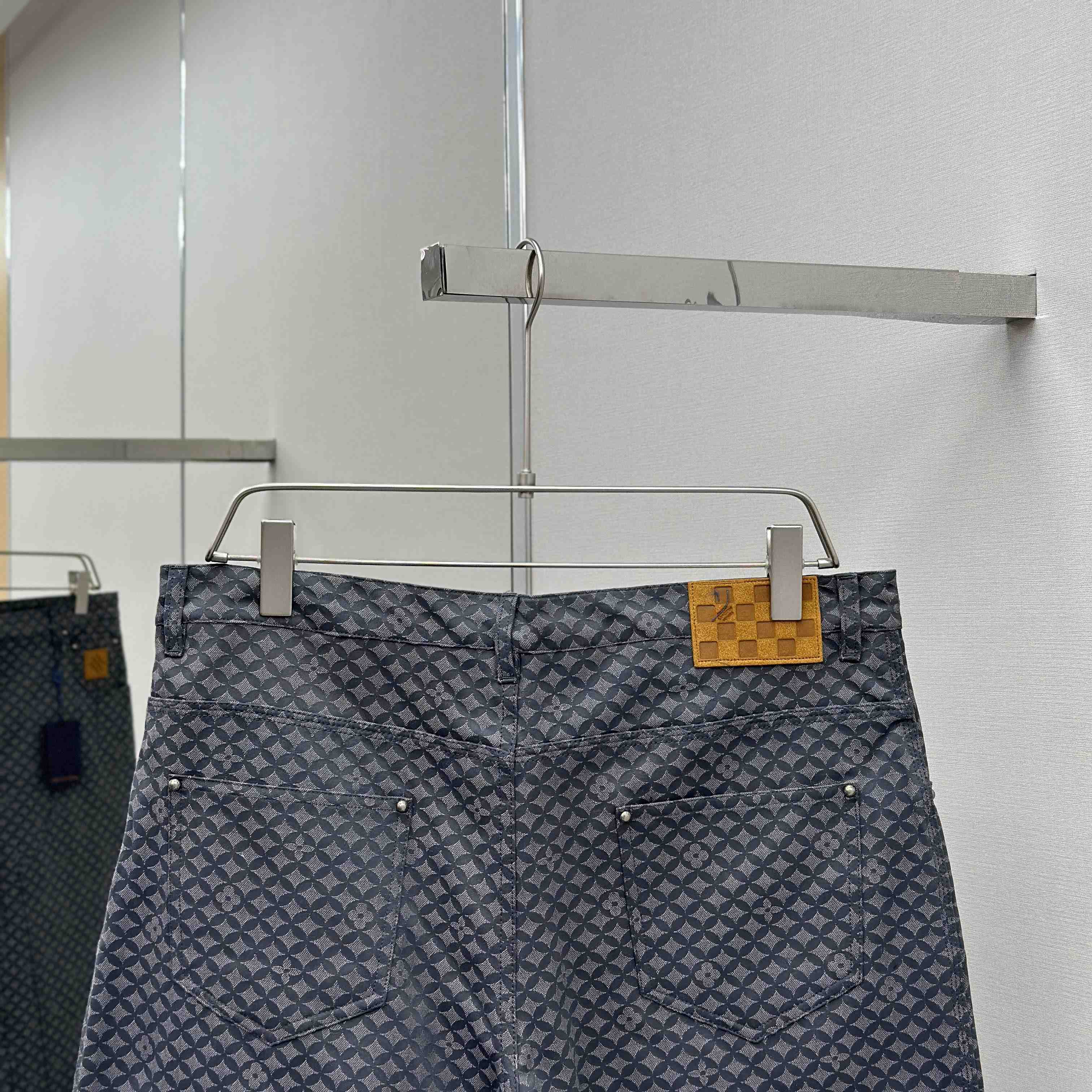 Louis Vuitton Workwear Pants   1AIMG8 - DesignerGu