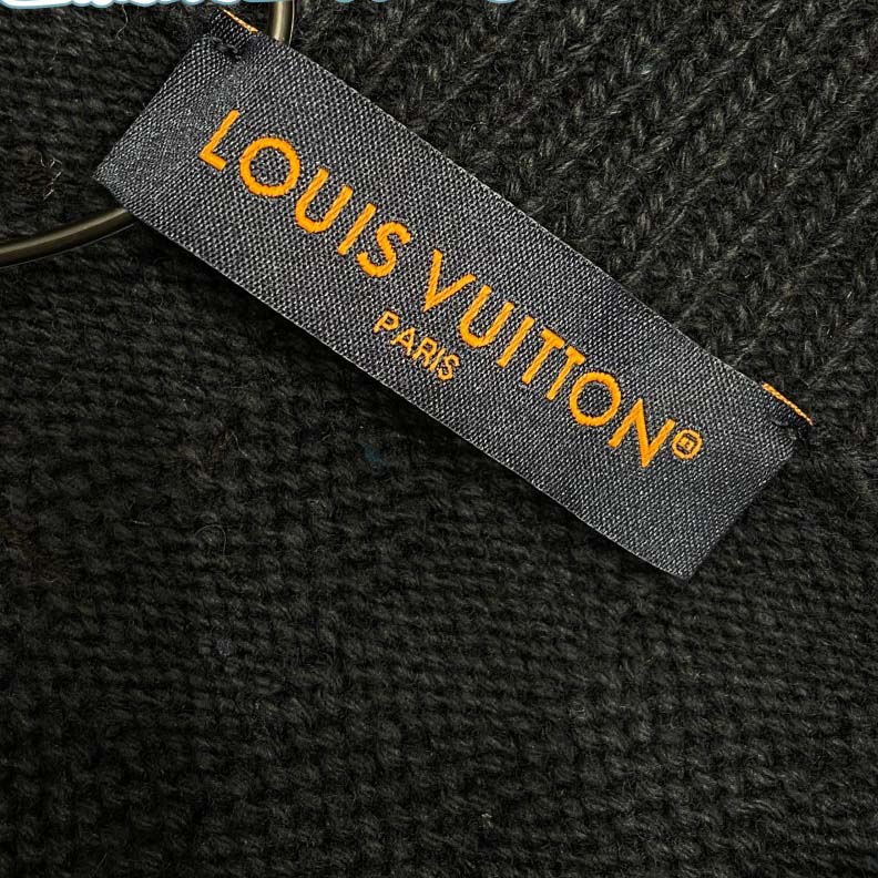 Louis Vuitton Cashmere-Wool Blend Half-Zip Pullover   1AIHNA - DesignerGu