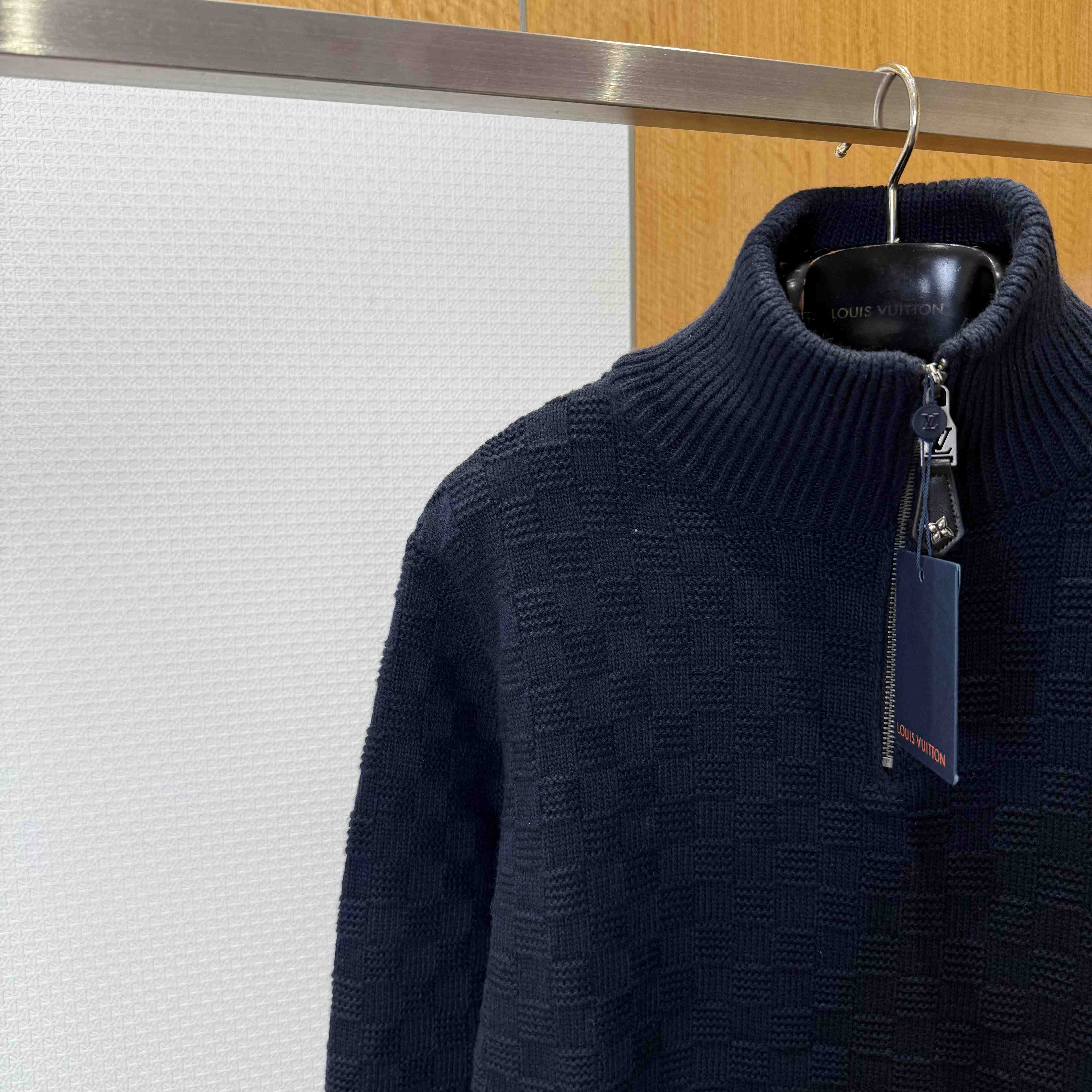 Louis Vuitton Cashmere-Wool Blend Half-Zip Pullover   1AIHNA - DesignerGu