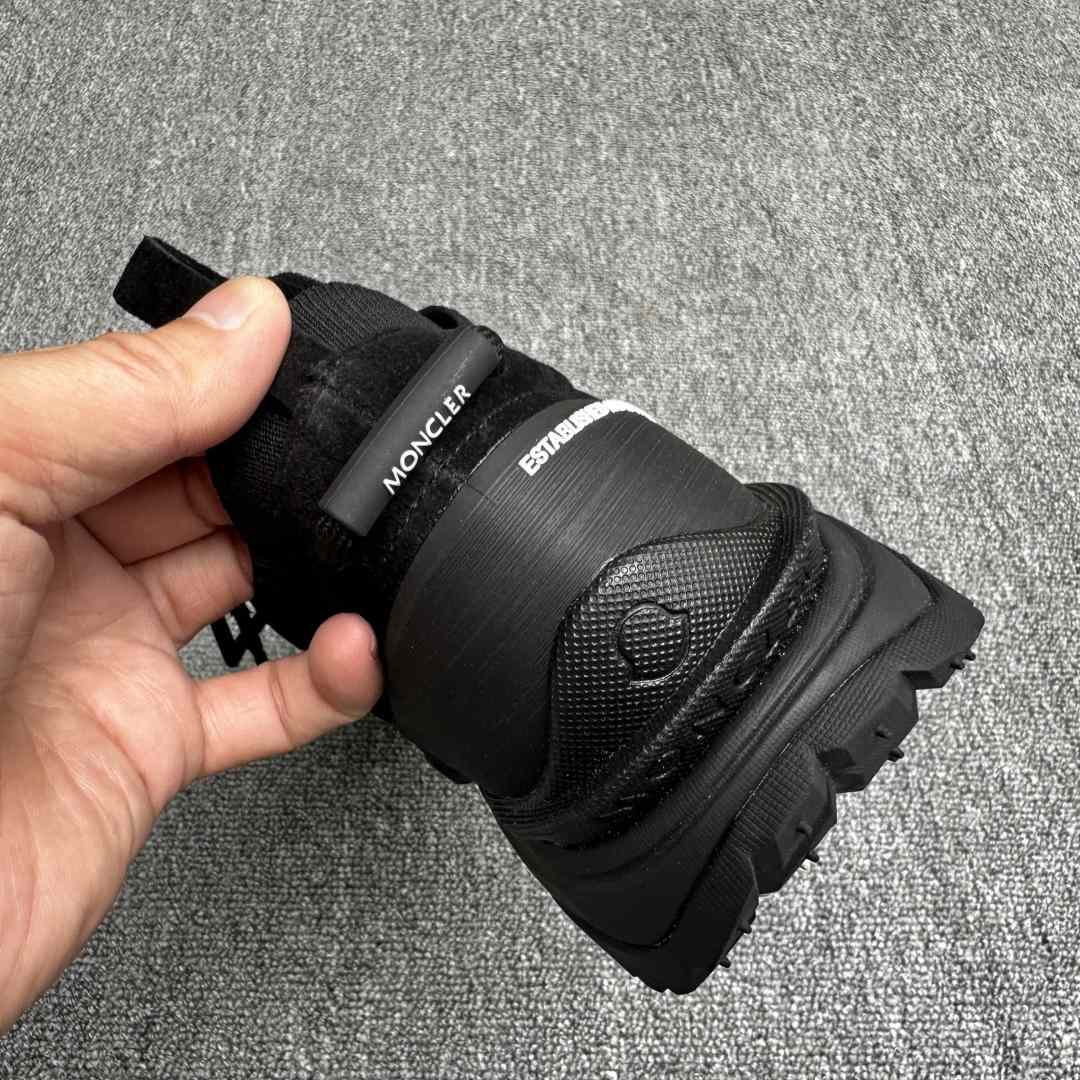 Moncler Trailgrip GTX Trainers - DesignerGu