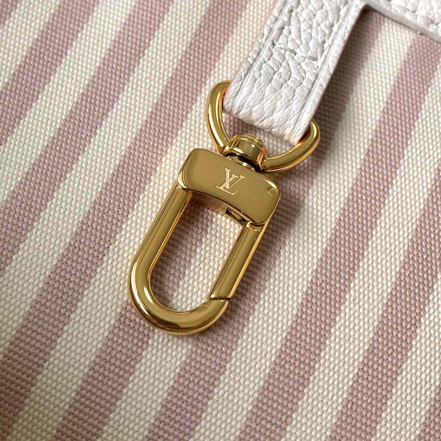 Louis Vuitton Neverfull MM   M14285 - DesignerGu