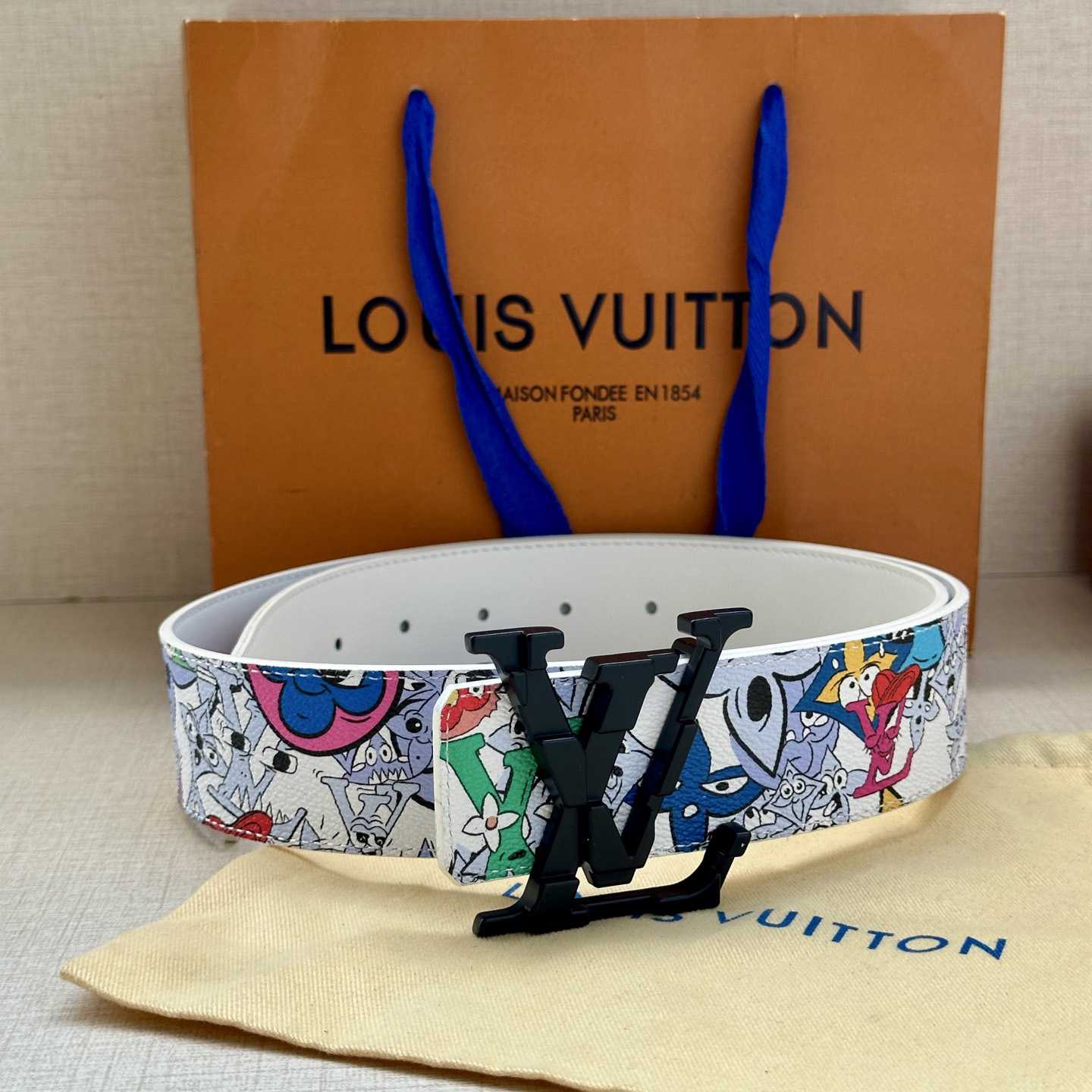 Louis Vuitton LV Initiales 40mm Reversible Belt   - DesignerGu