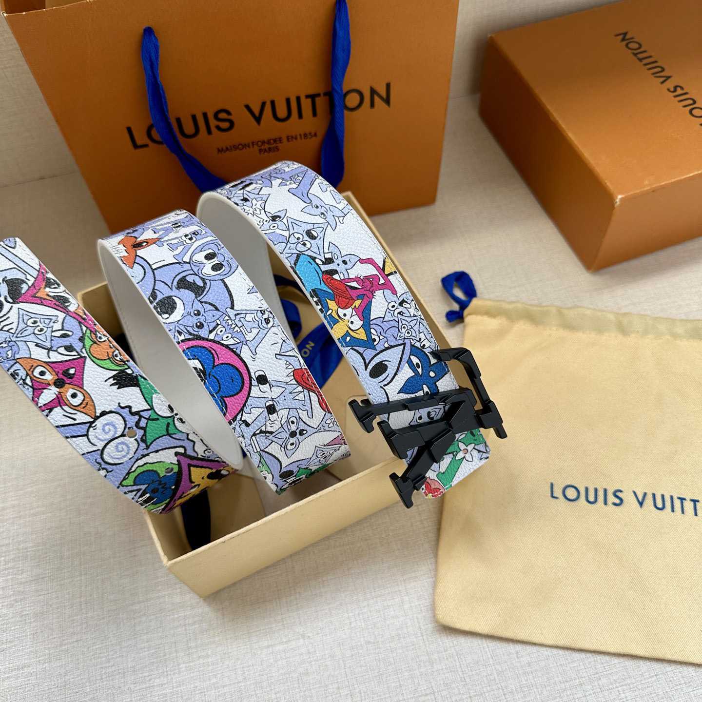 Louis Vuitton LV Initiales 40mm Reversible Belt   - DesignerGu