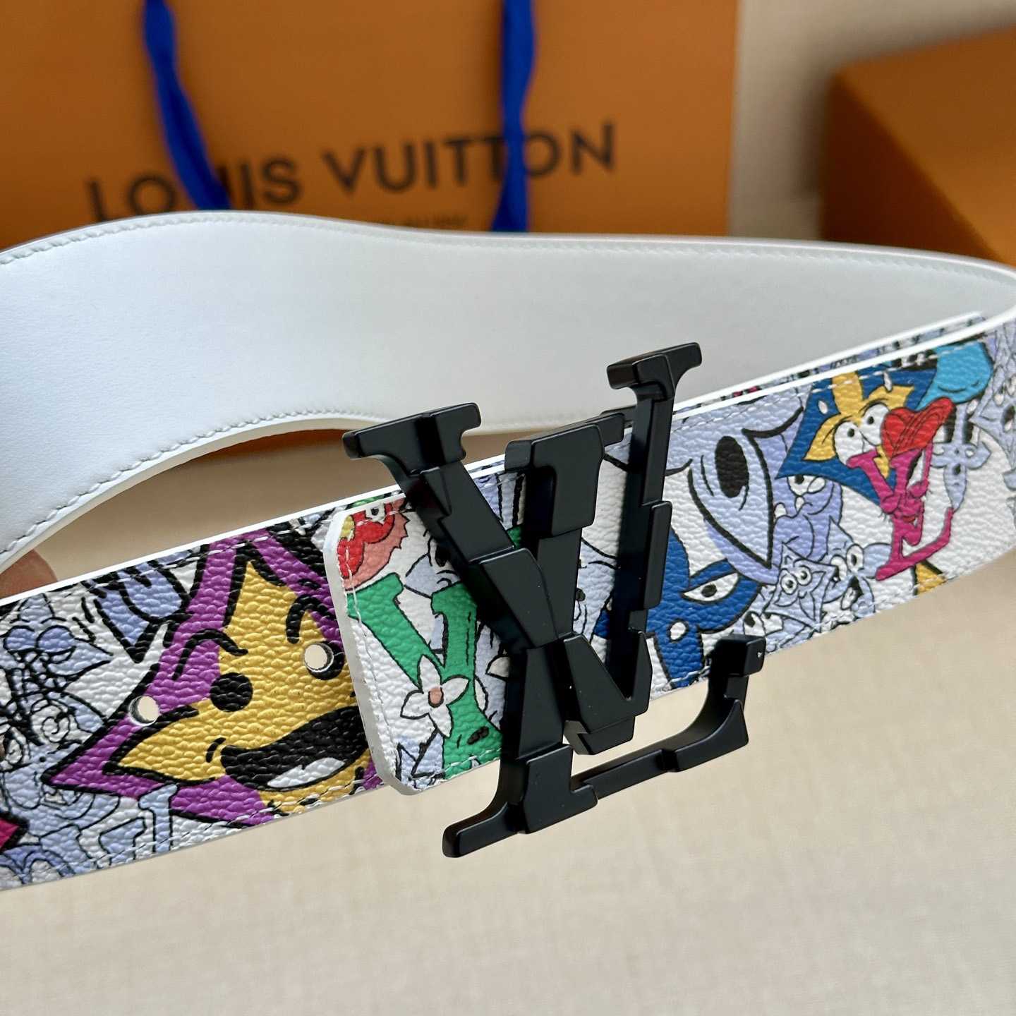 Louis Vuitton LV Initiales 40mm Reversible Belt   - DesignerGu