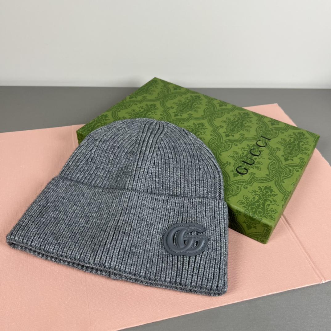 Gucci Cashmere Hat With Patch - DesignerGu