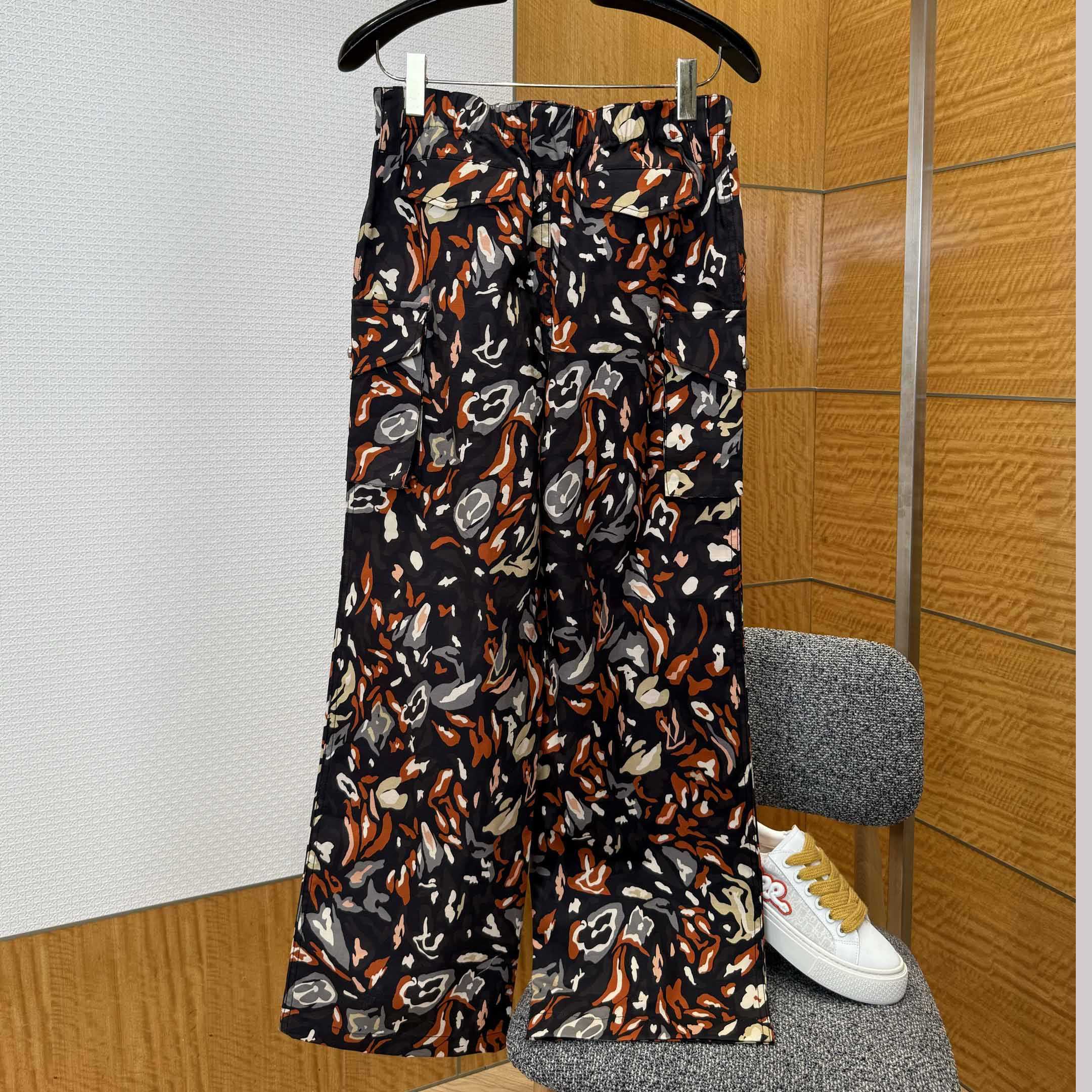 Louis Vuitton Multi Pocket Cargo Pants    - DesignerGu