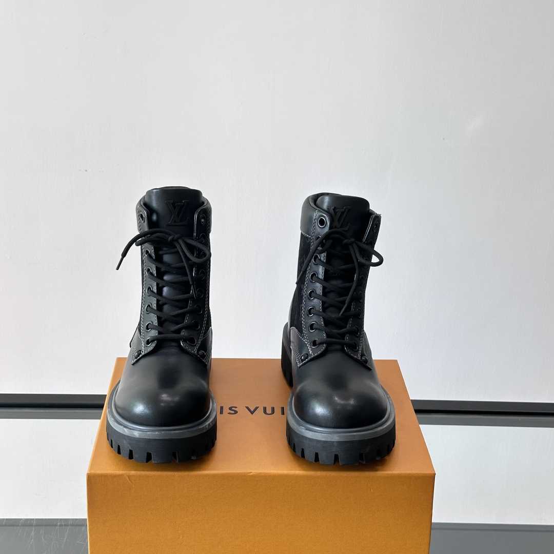 Louis Vuitton LV Boot Ranger    - DesignerGu