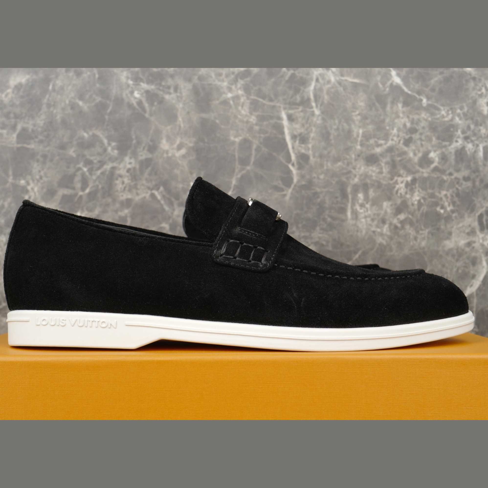 Louis Vuitton Estate Loafers - DesignerGu