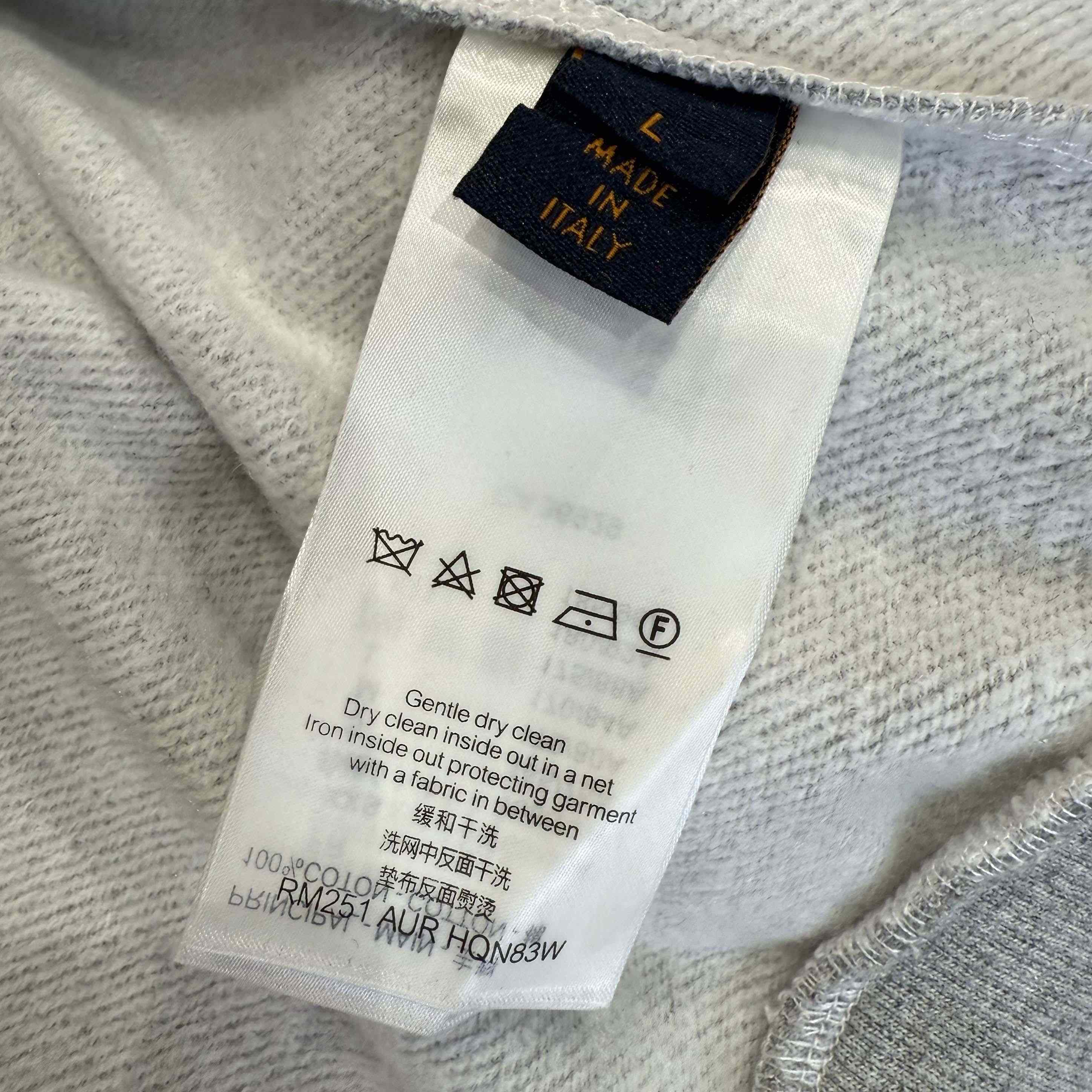 Louis Vuitton Signature Hoodie   1AJCEL - DesignerGu