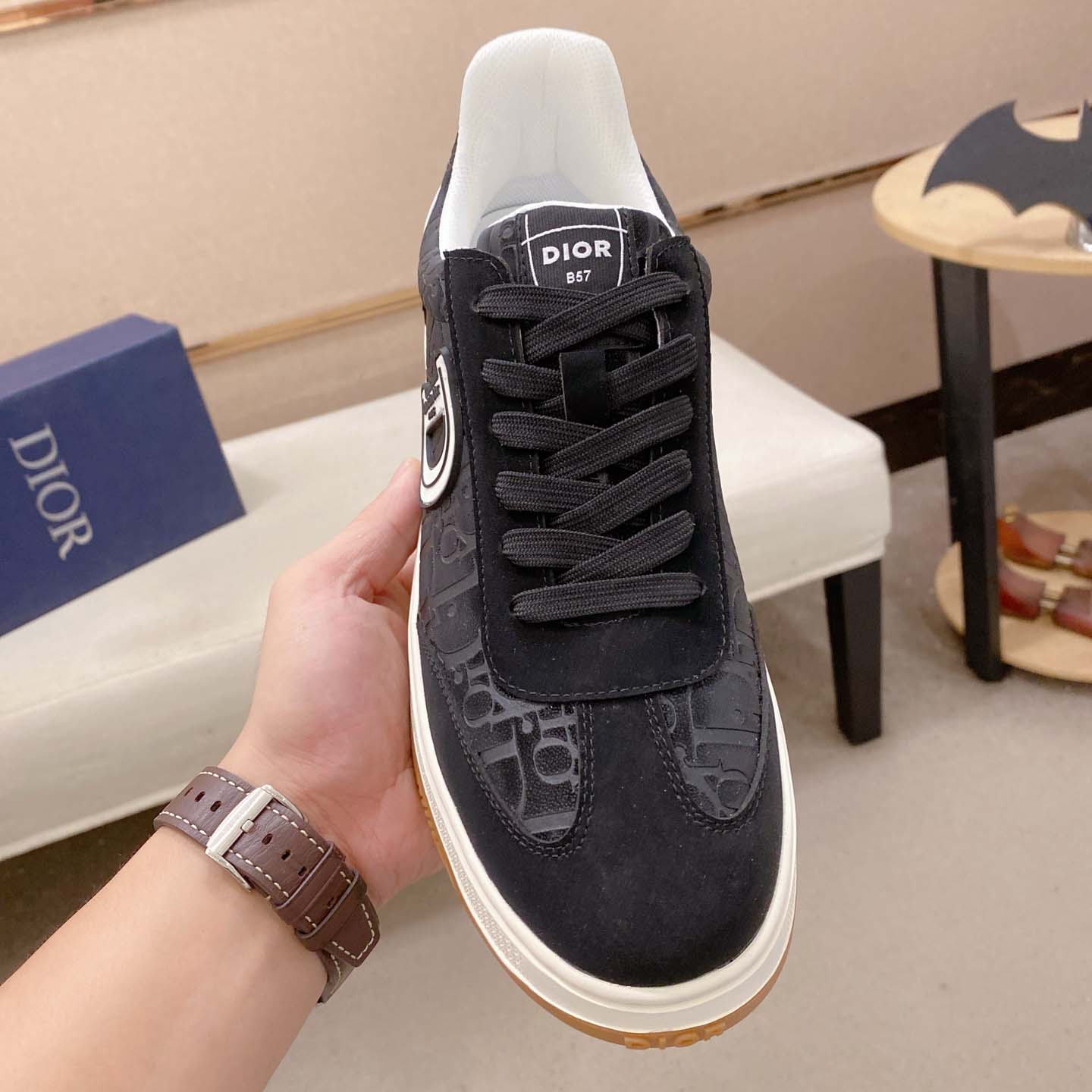Dior Sneakers - DesignerGu