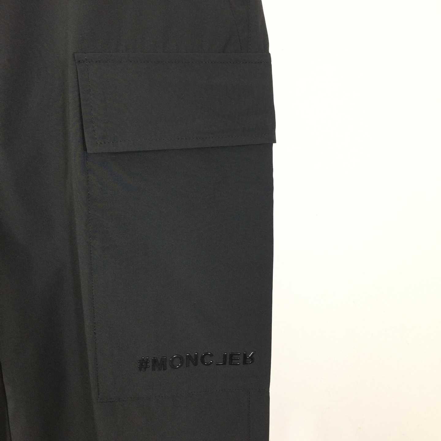 Moncler Trousers - DesignerGu