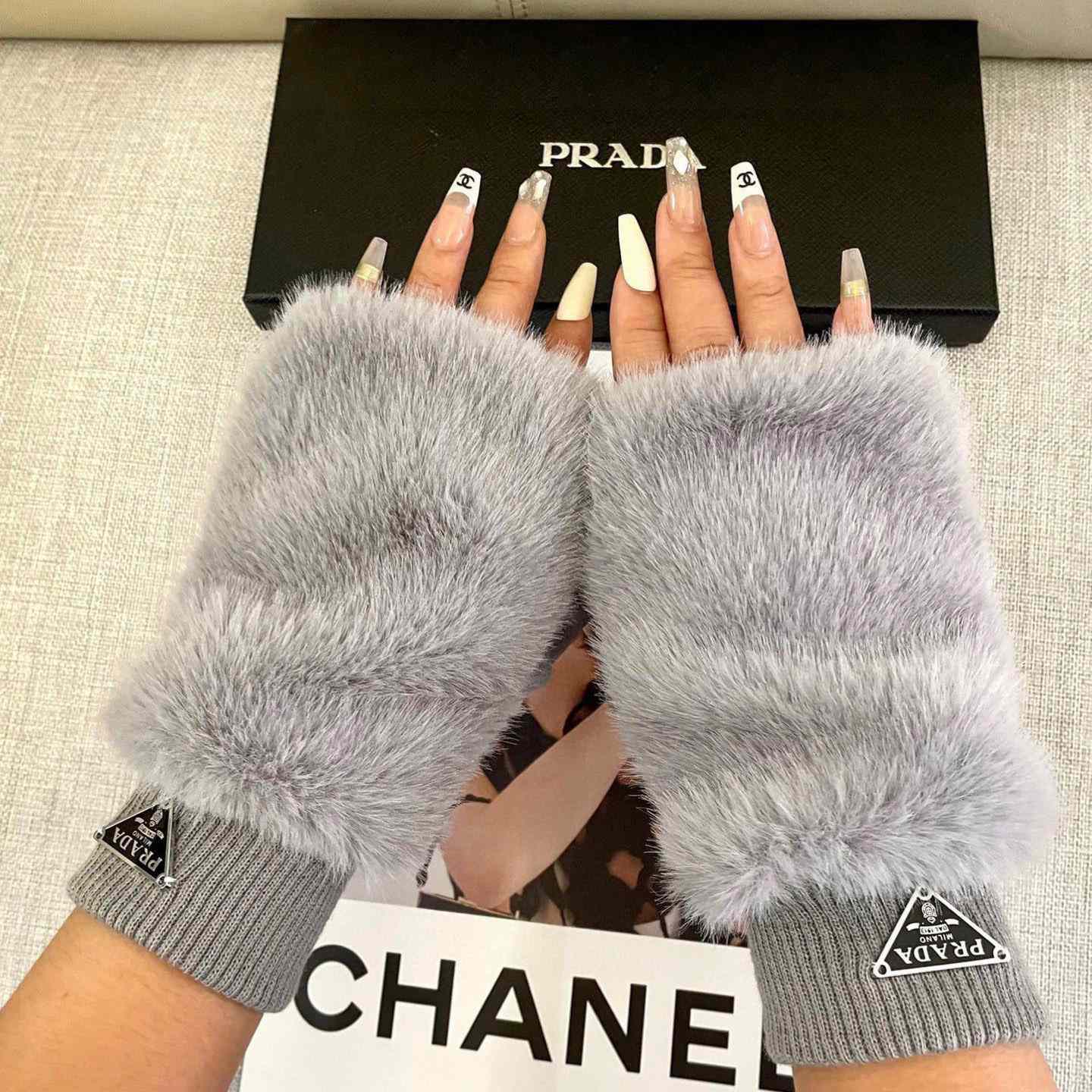 Prada Women's Gloves  - DesignerGu