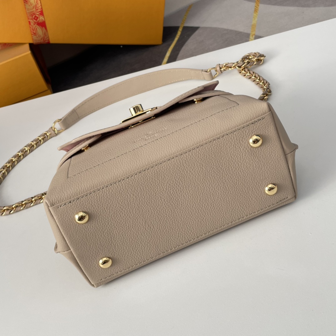 Louis Vuitton Greige Leather LockMe Ever Mini Bag    M21052 - DesignerGu