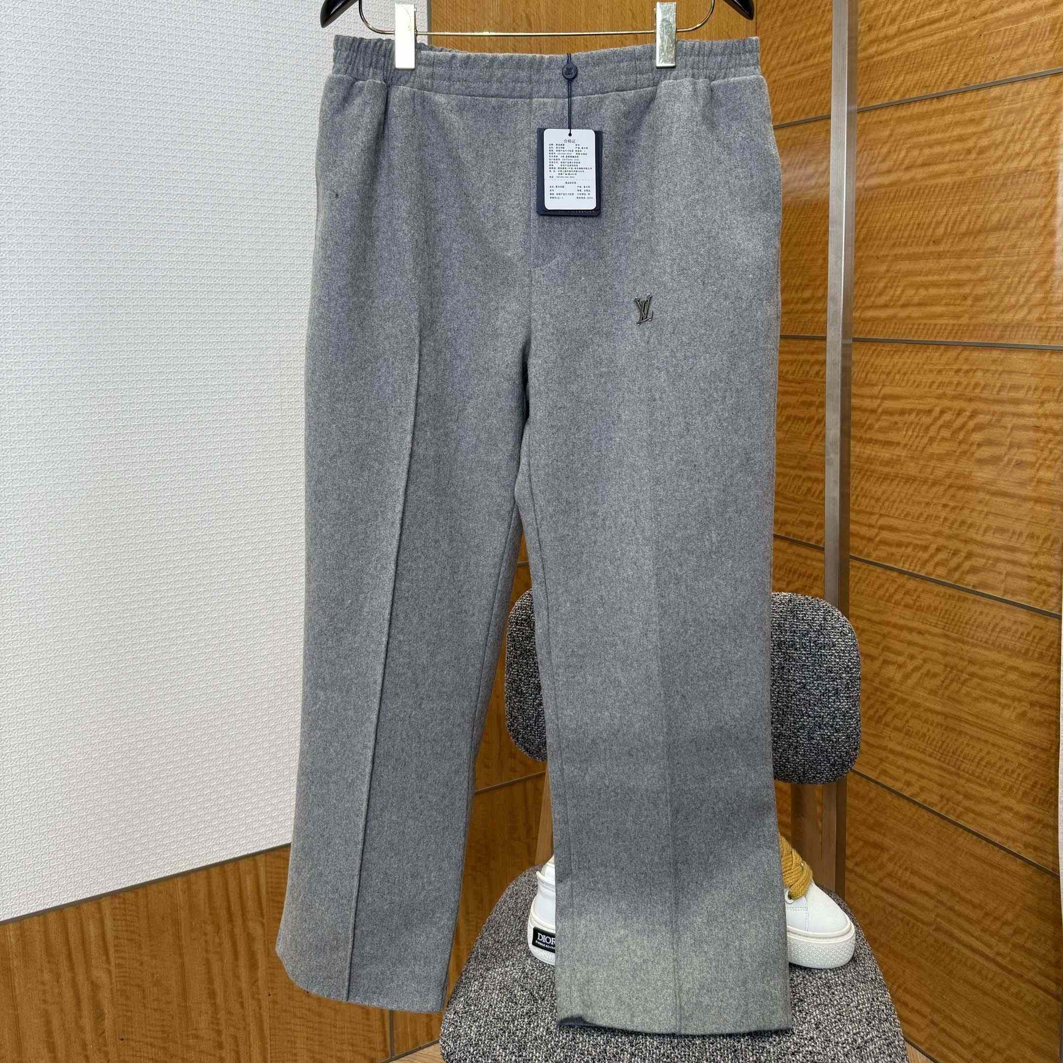 Louis Vuitton Tailored Technical Wool Track Pants   1AFXWY - DesignerGu