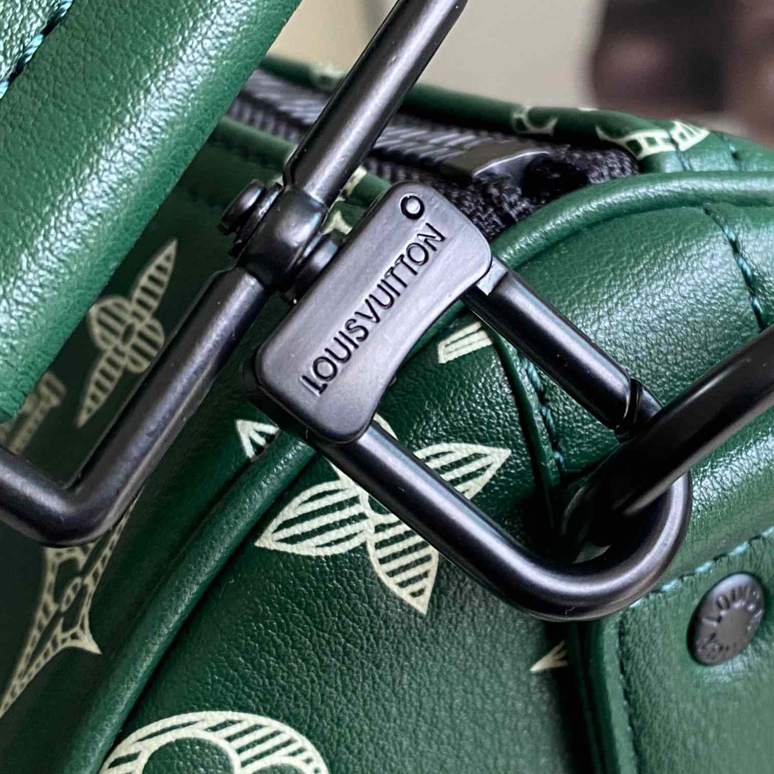 Louis Vuitton Keepall Bandoulière 50  M27179 - DesignerGu