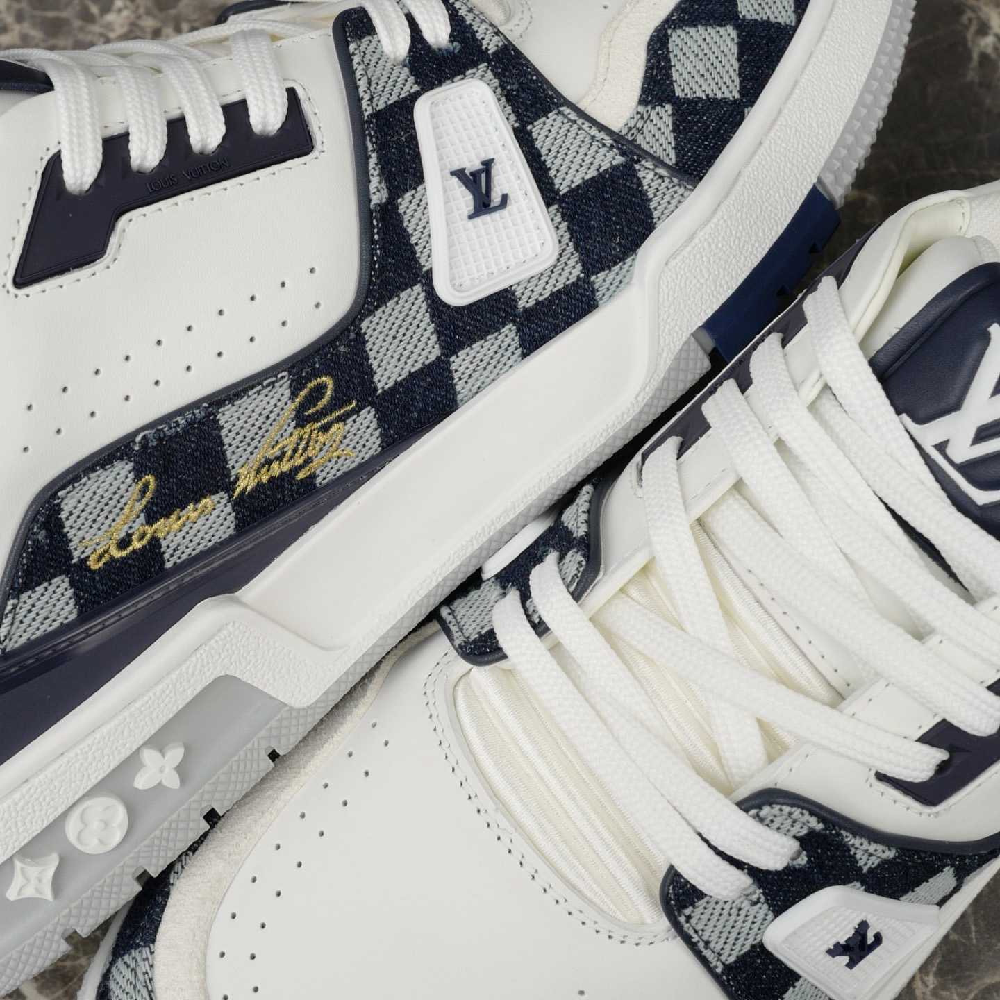 Louis Vuitton LV Trainer Sneaker   1AIKR1 - DesignerGu