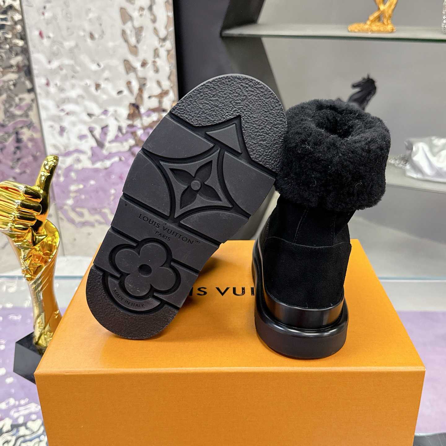 Louis Vuitton Cortina Ankle Boot   1AIUEG - DesignerGu