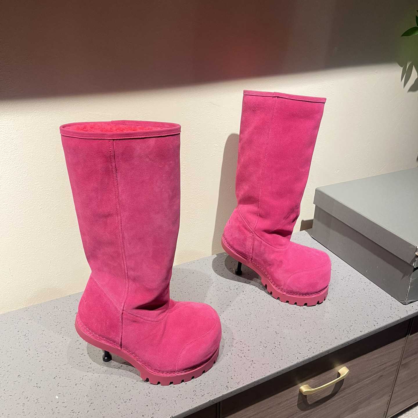 Balenciaga Alaska Fur High Boots - DesignerGu