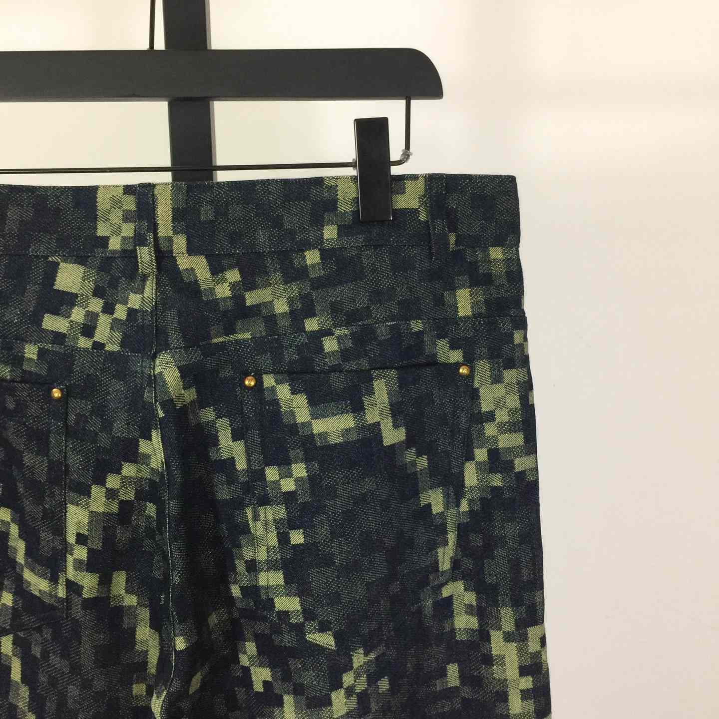 Louis Vuitton Damier Pants    - DesignerGu