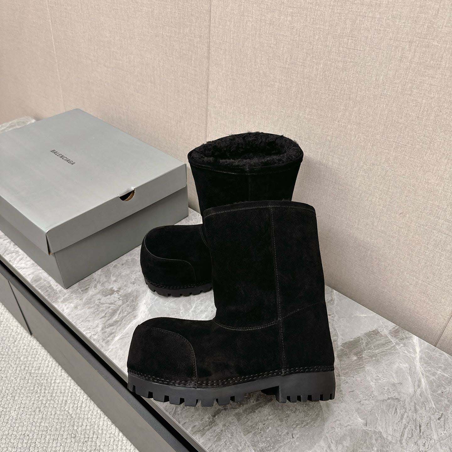 Balenciaga Alaska Fur High Boots - DesignerGu