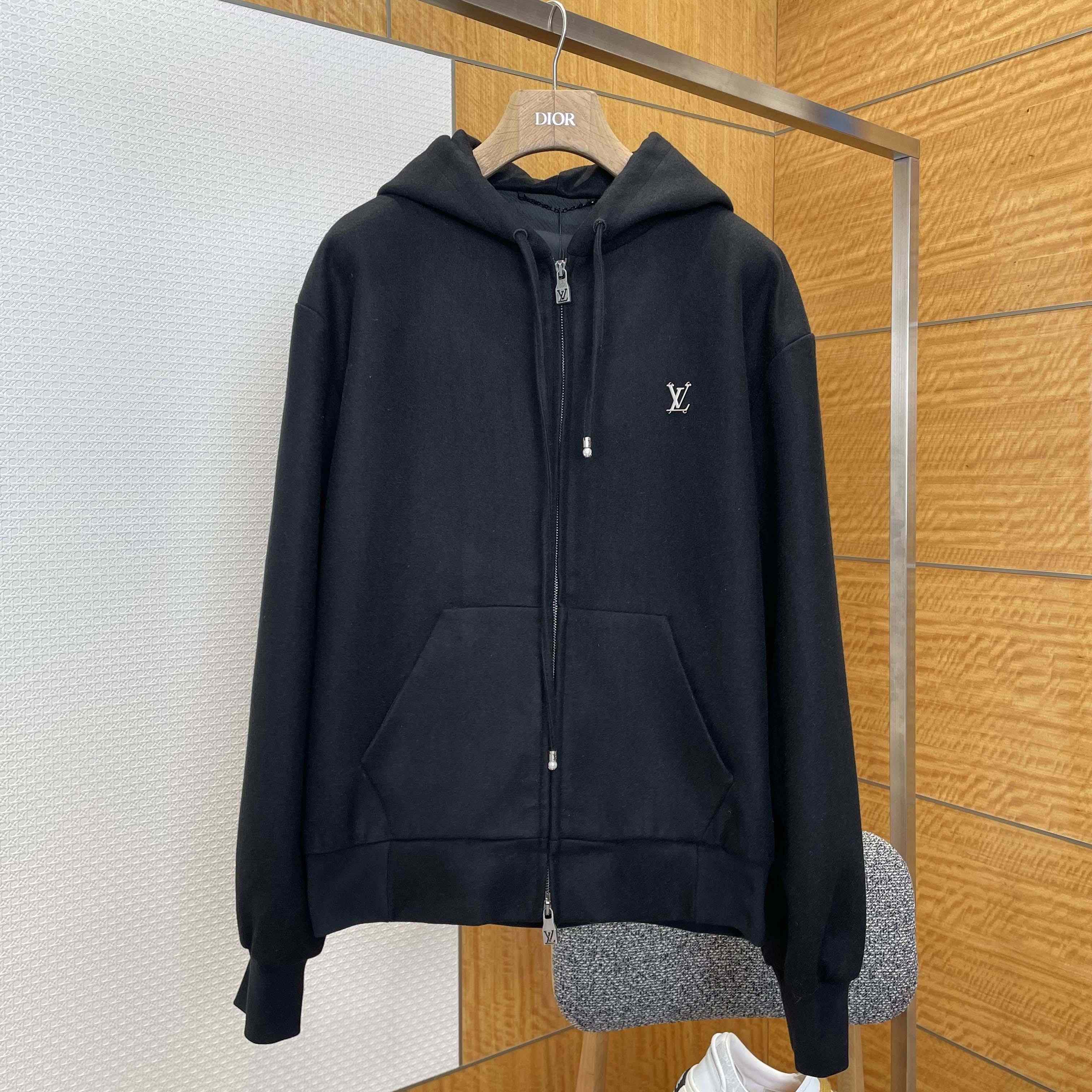 Louis Vuitton Tailored Technical Wool Hooded Blouson   1AIWFA - DesignerGu