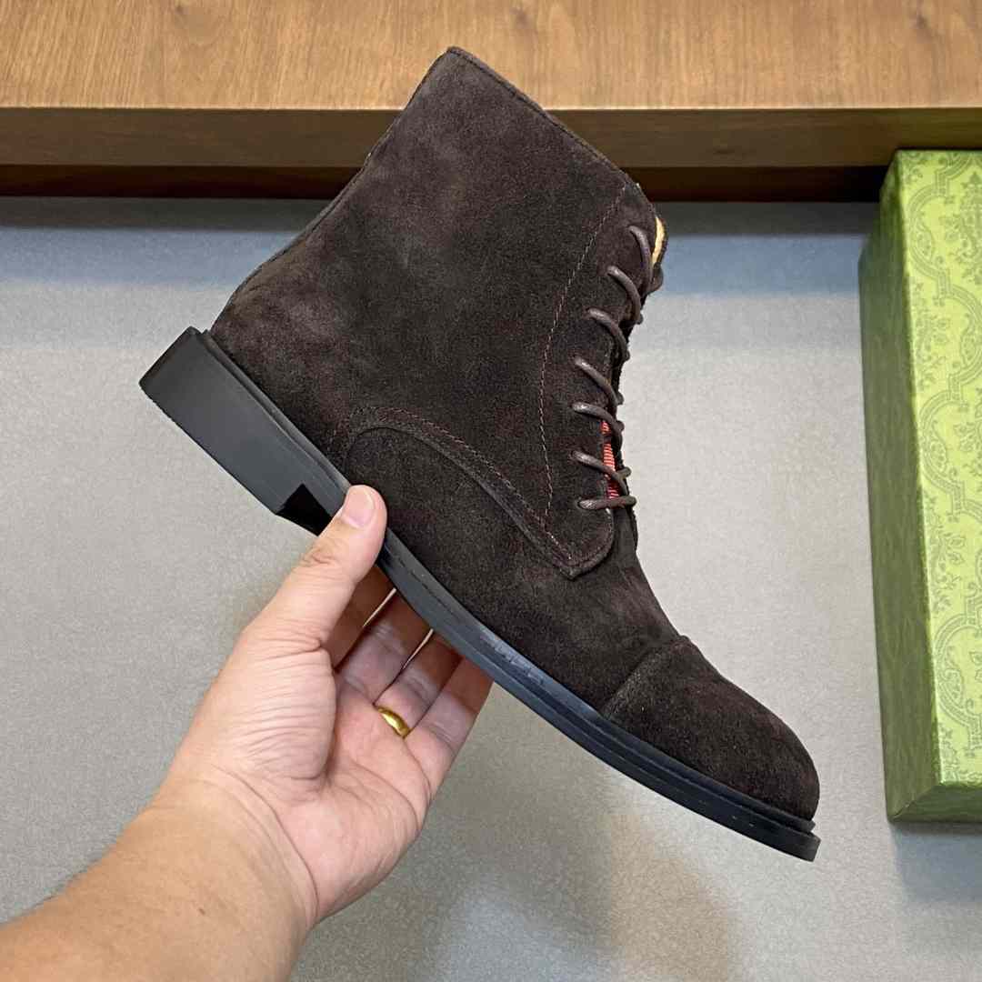 Gucci Men's Suede Lace-Up Boots - DesignerGu
