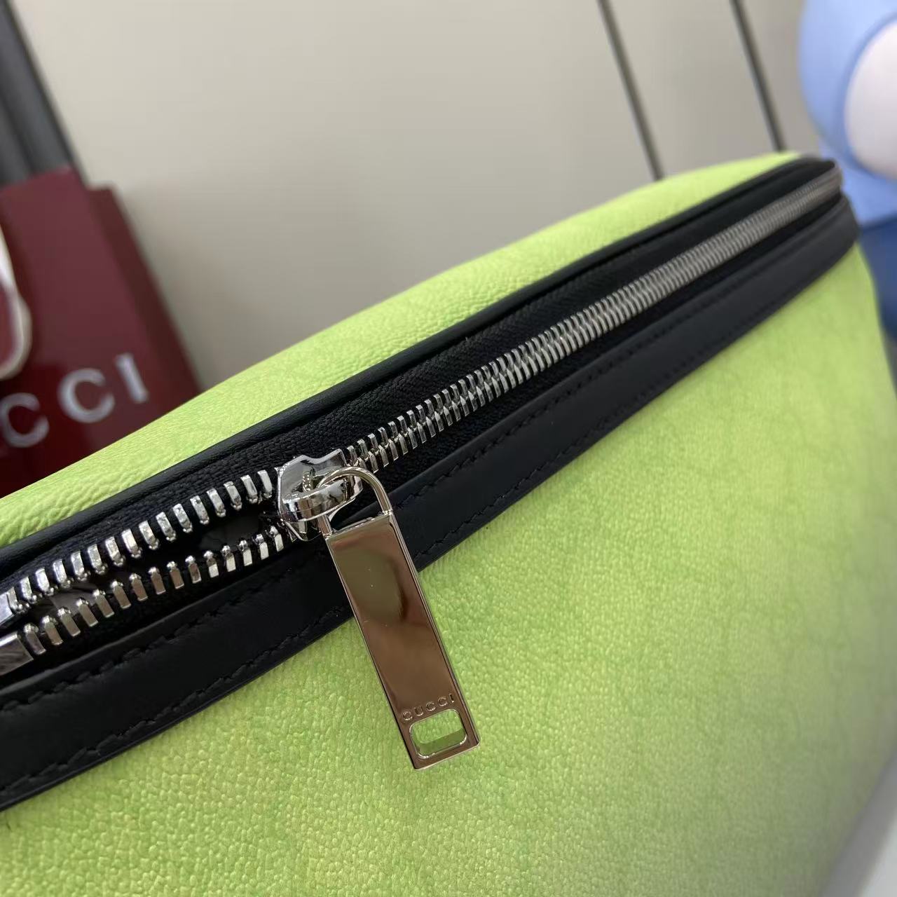 Gucci Chroma Large Belt Bag - DesignerGu