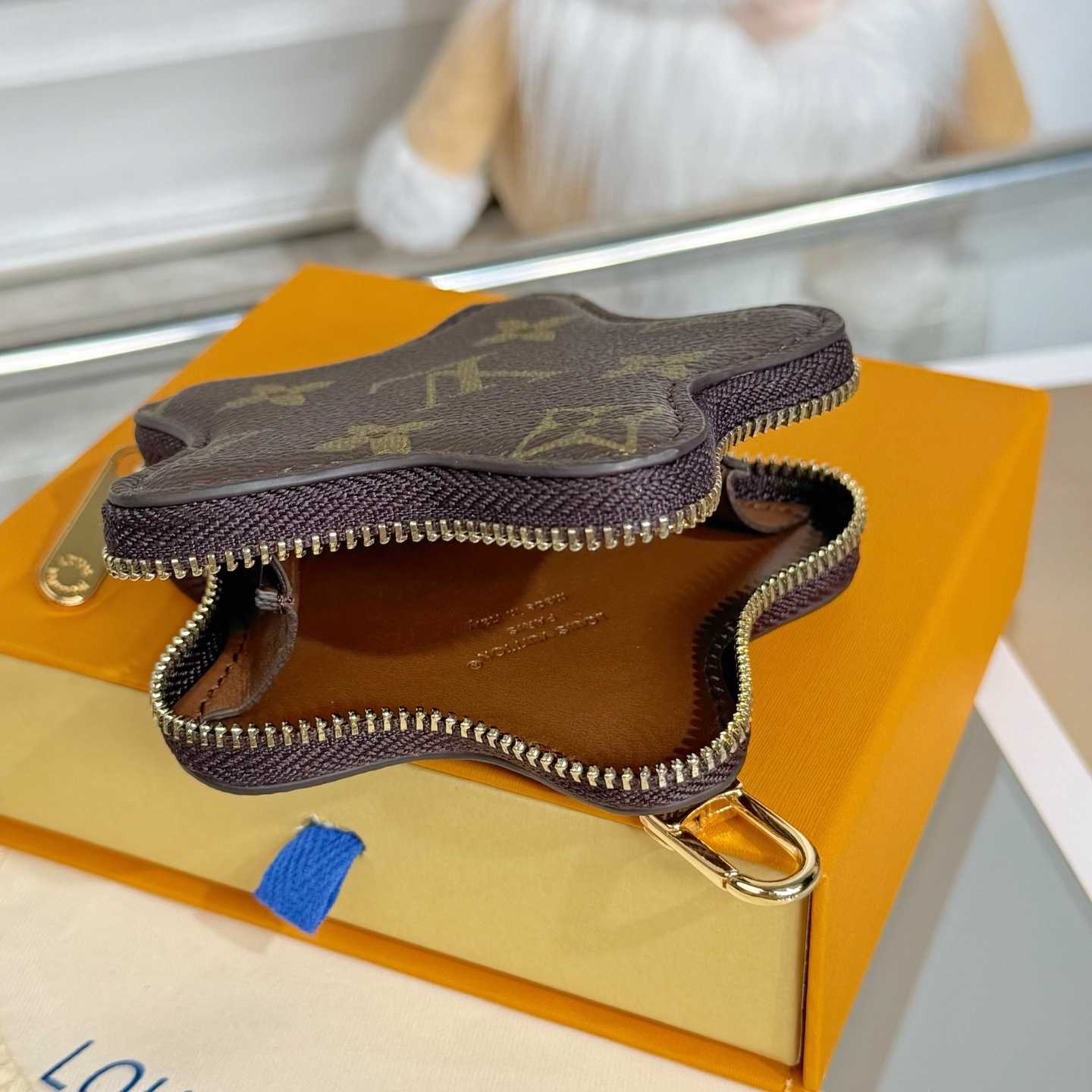 Louis Vuitton Spark Coin Purse Monogram Empreinte Leather  - DesignerGu